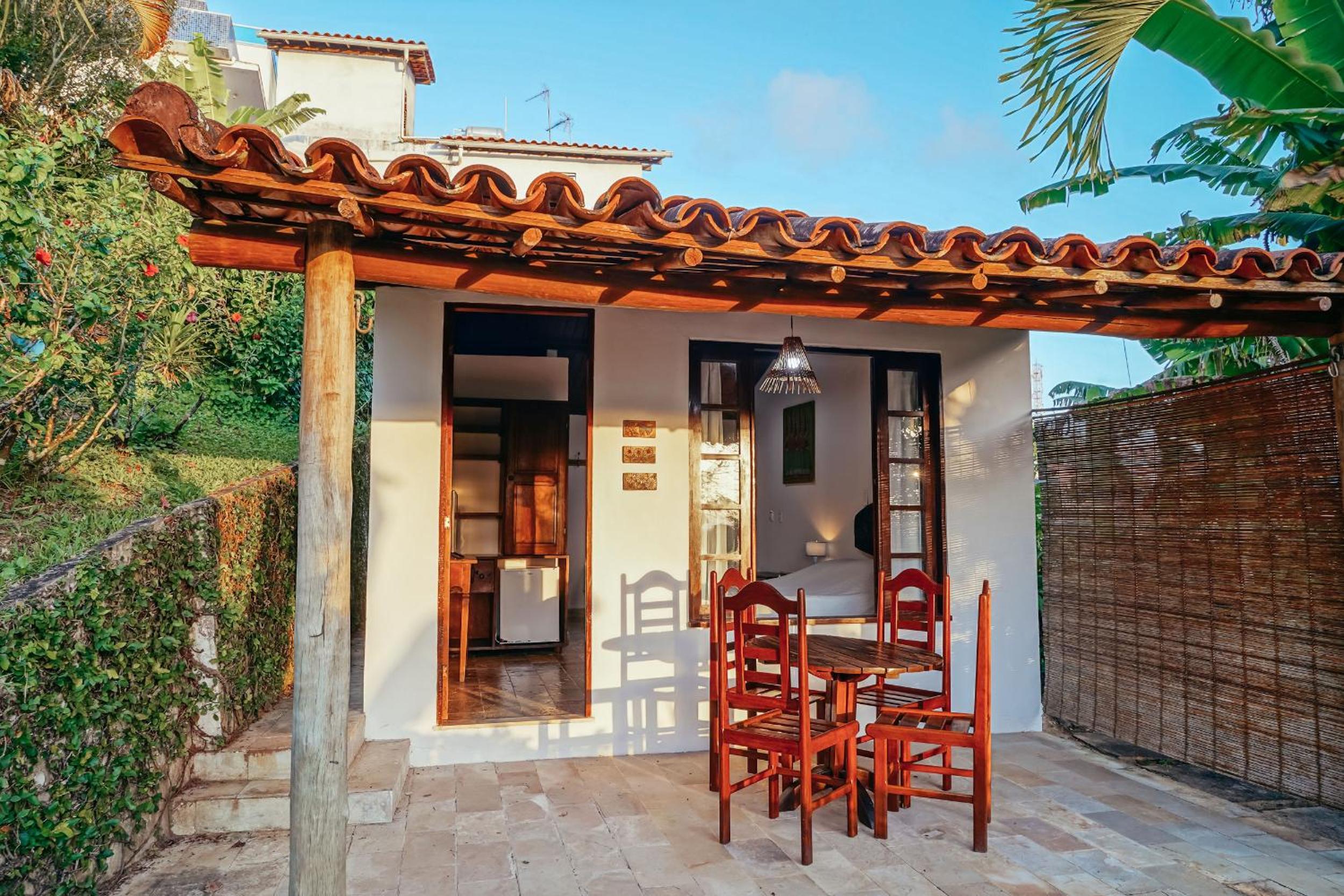 Bungalow with Balcony and Garden View - Photo 5