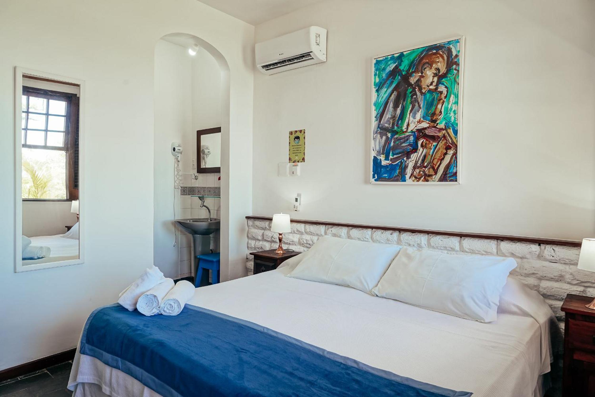 Double or Twin Room - Photo 4