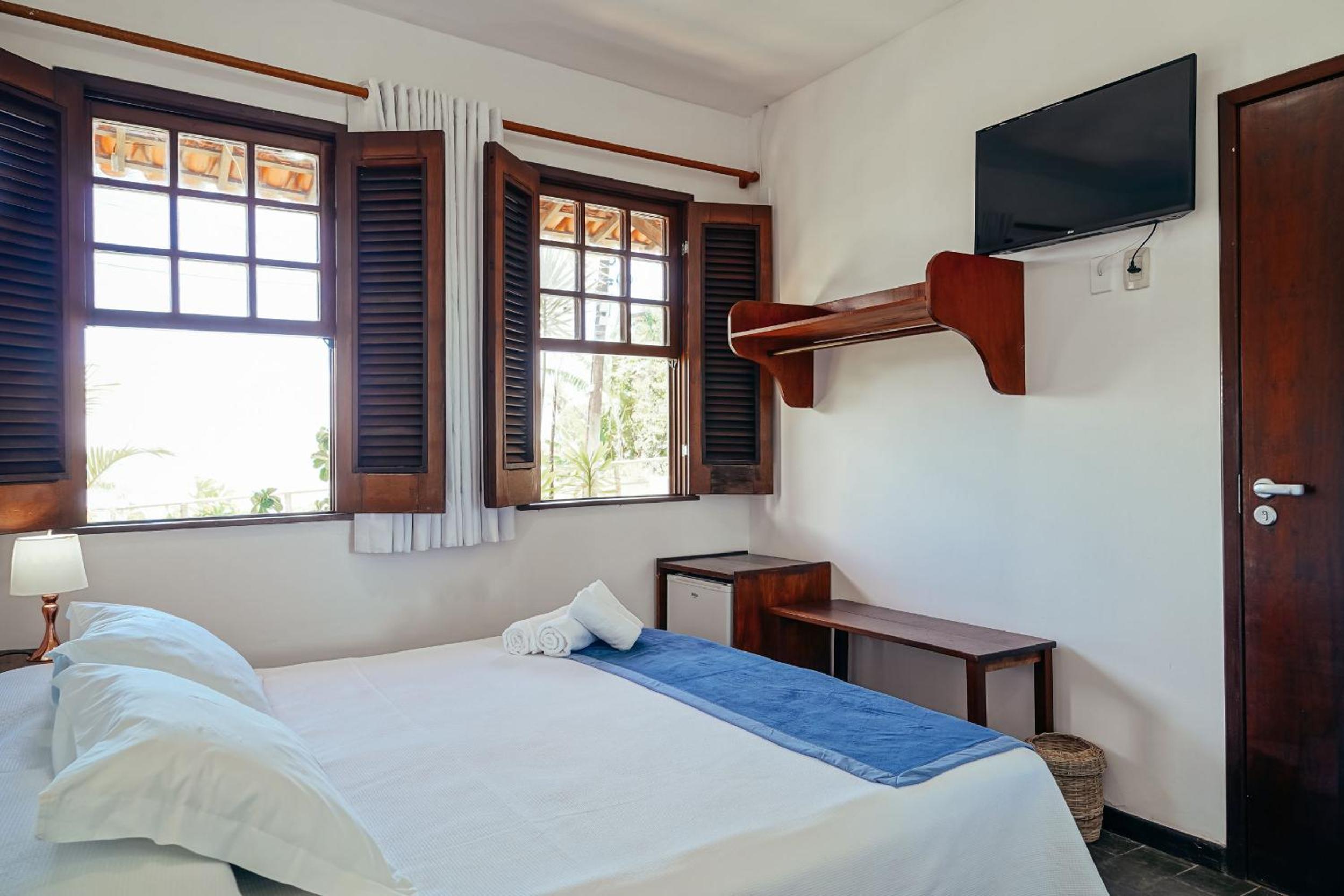 Double or Twin Room - Photo 3