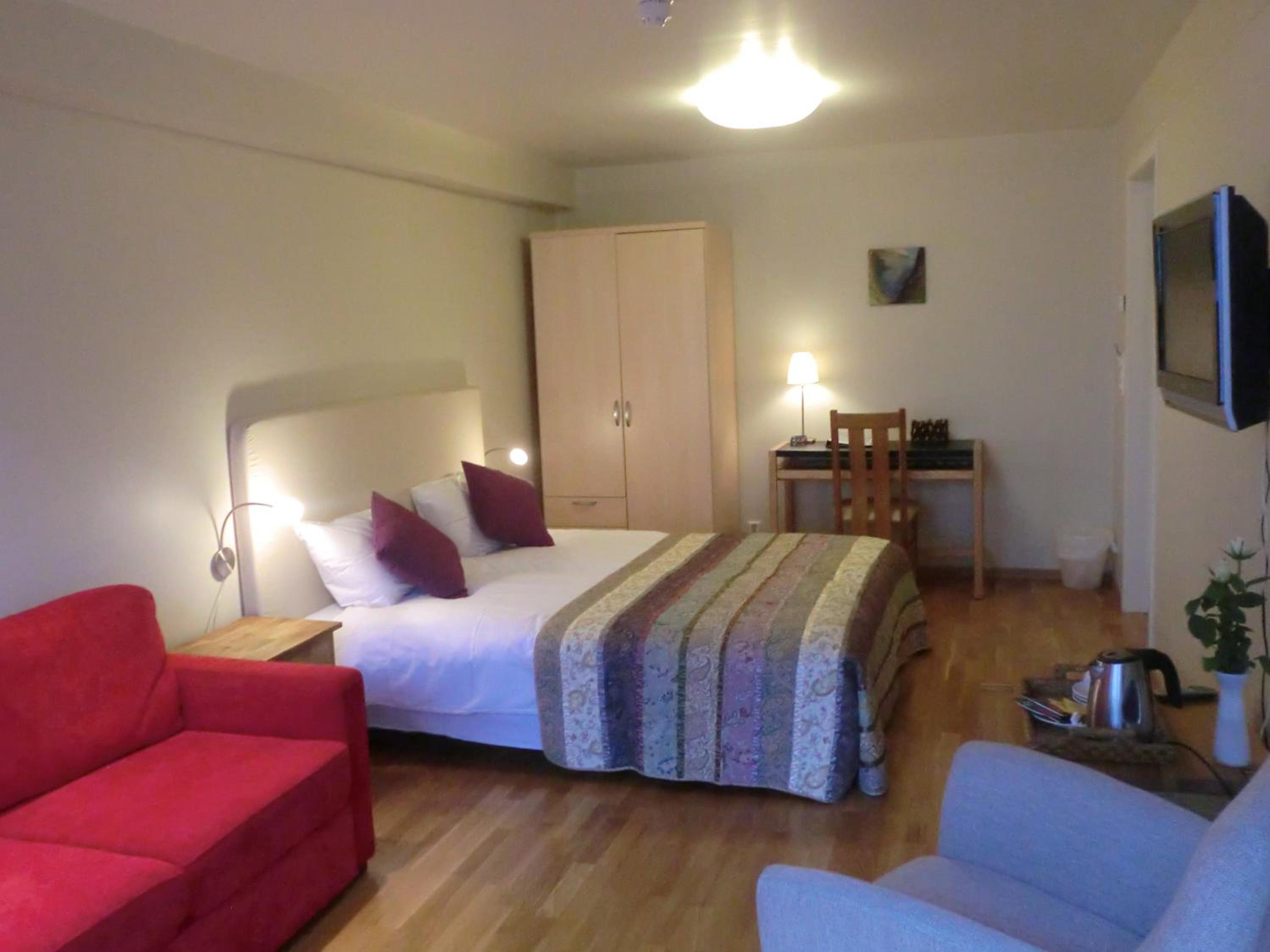 Deluxe Double Room - Photo 7
