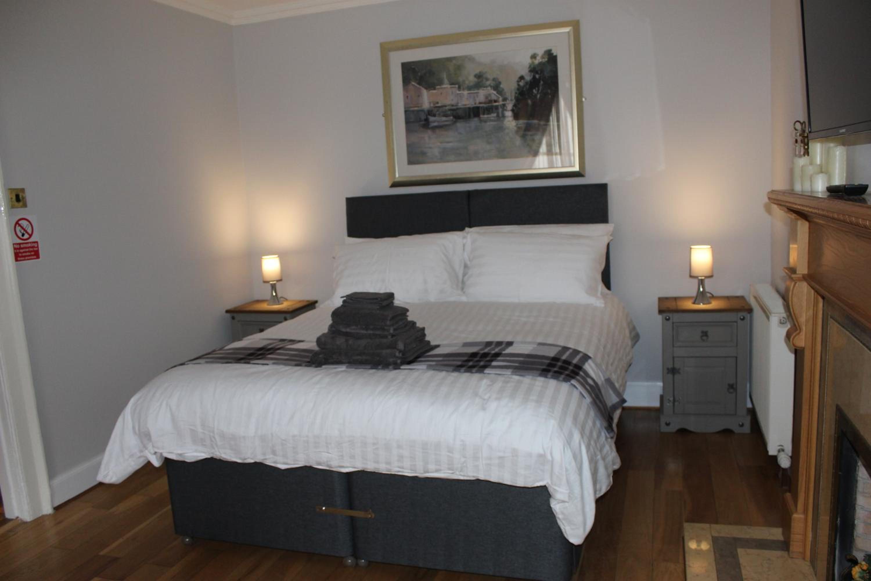 Double Room - Photo 2