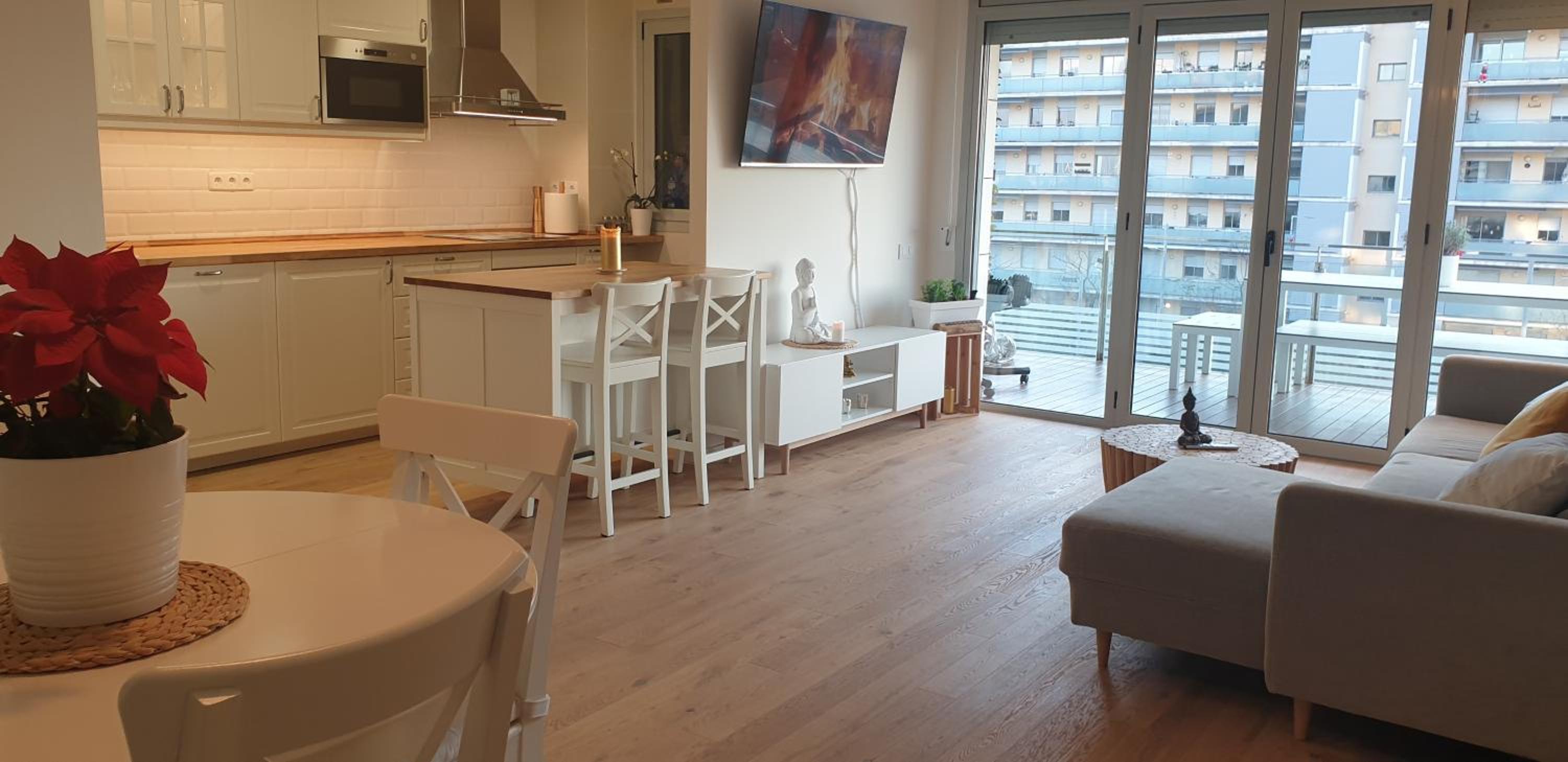 Apartamento con Balcón