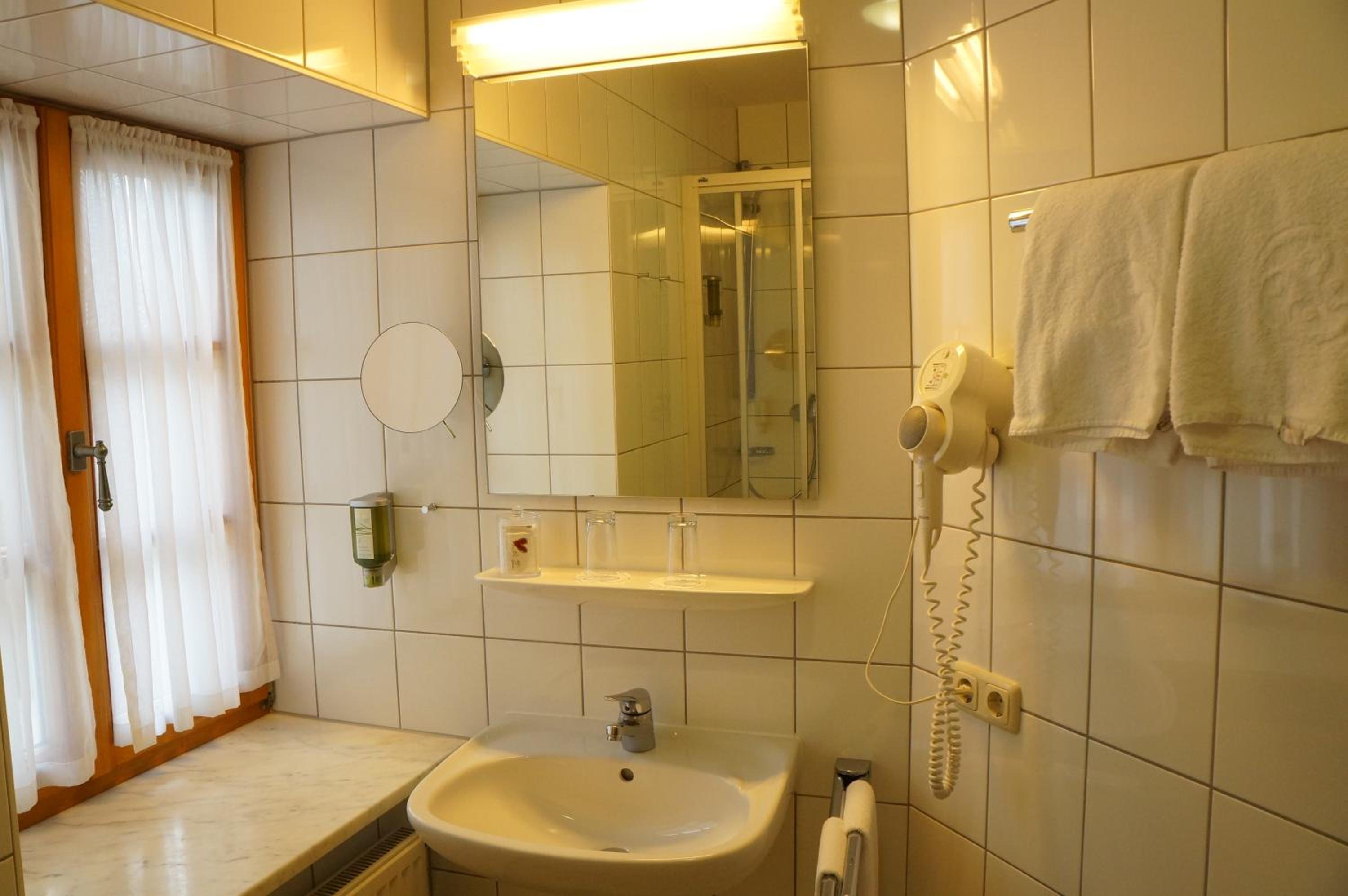 Double Room - Photo 4