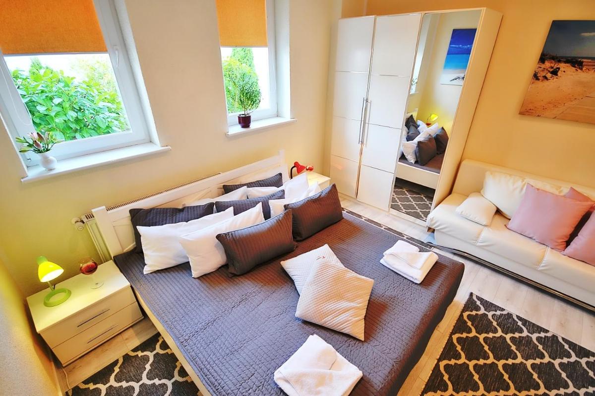 Apartment with Terrace photo 3