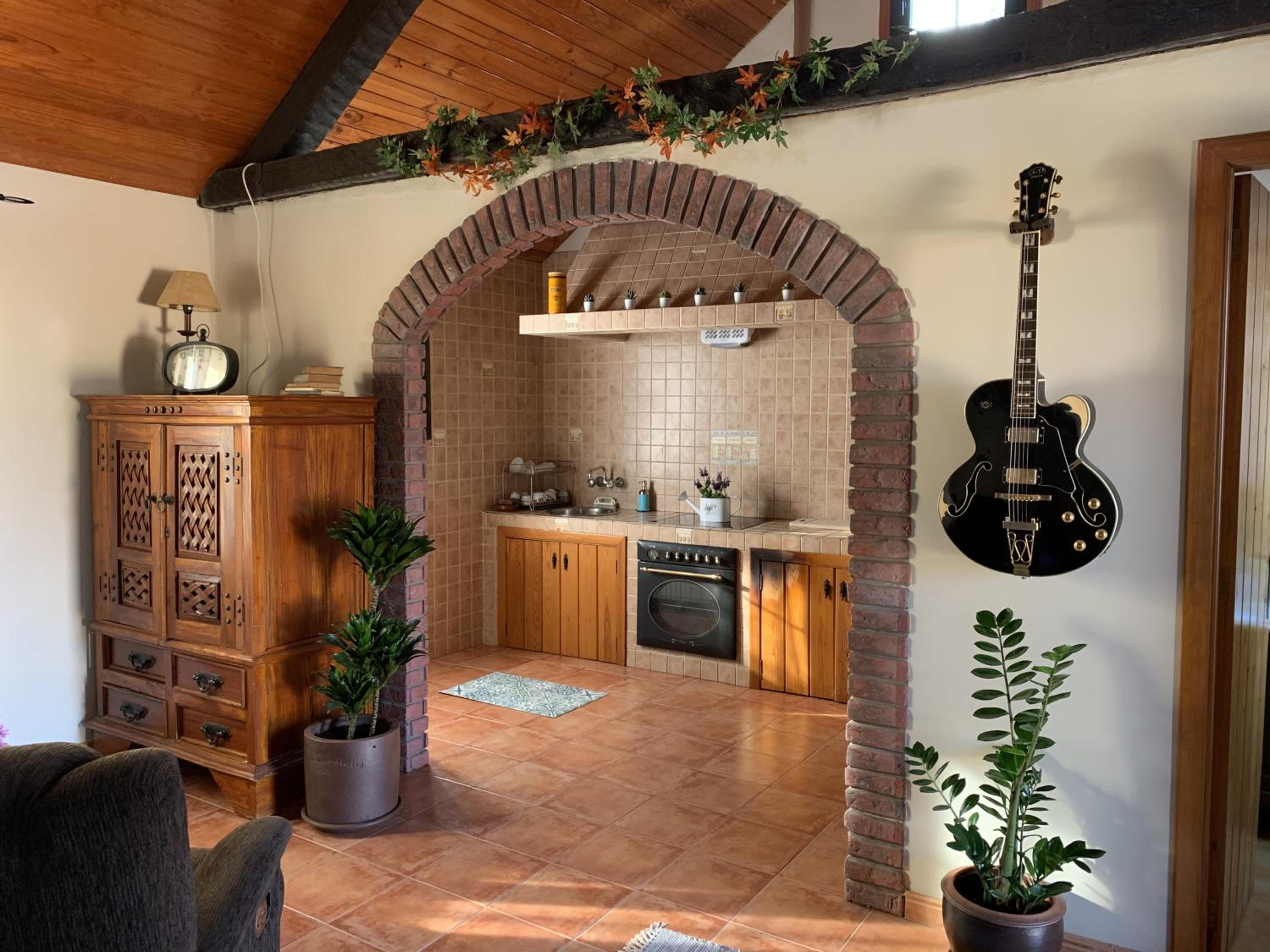 Three-Bedroom House photo 3
