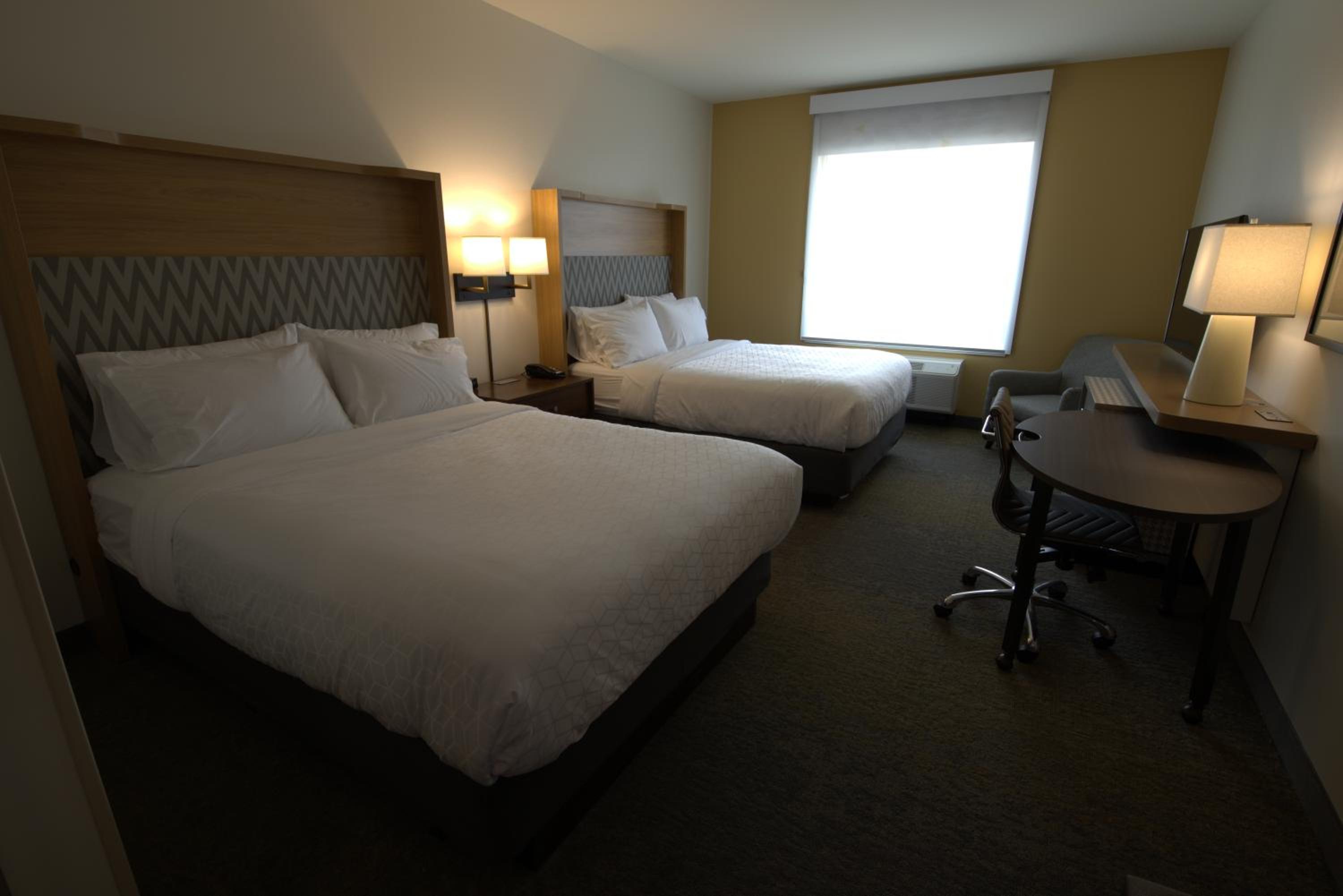 Standard Queen Room with Two Queen Beds - Photo 1