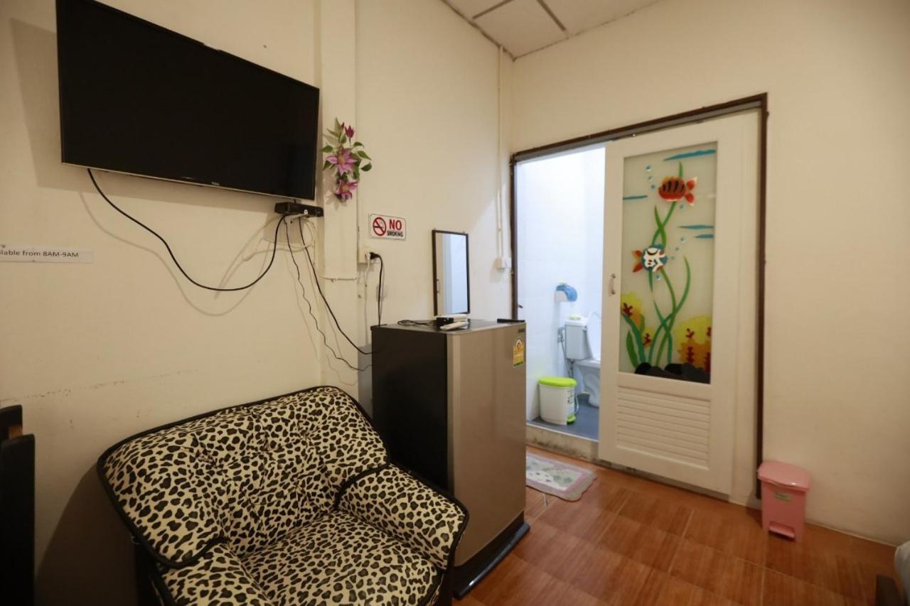 Deluxe Double Room - Photo 9