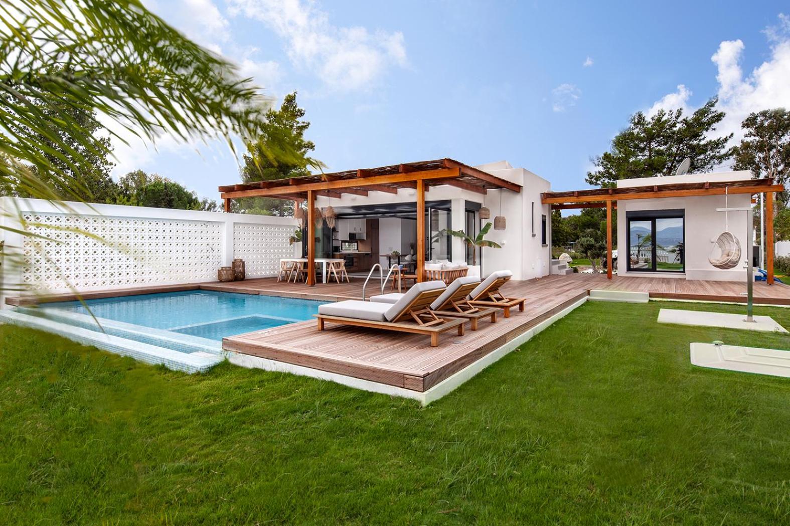 Villa - Beach Front photo 3
