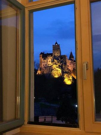 Deluxe Suite with Castle View photo 3