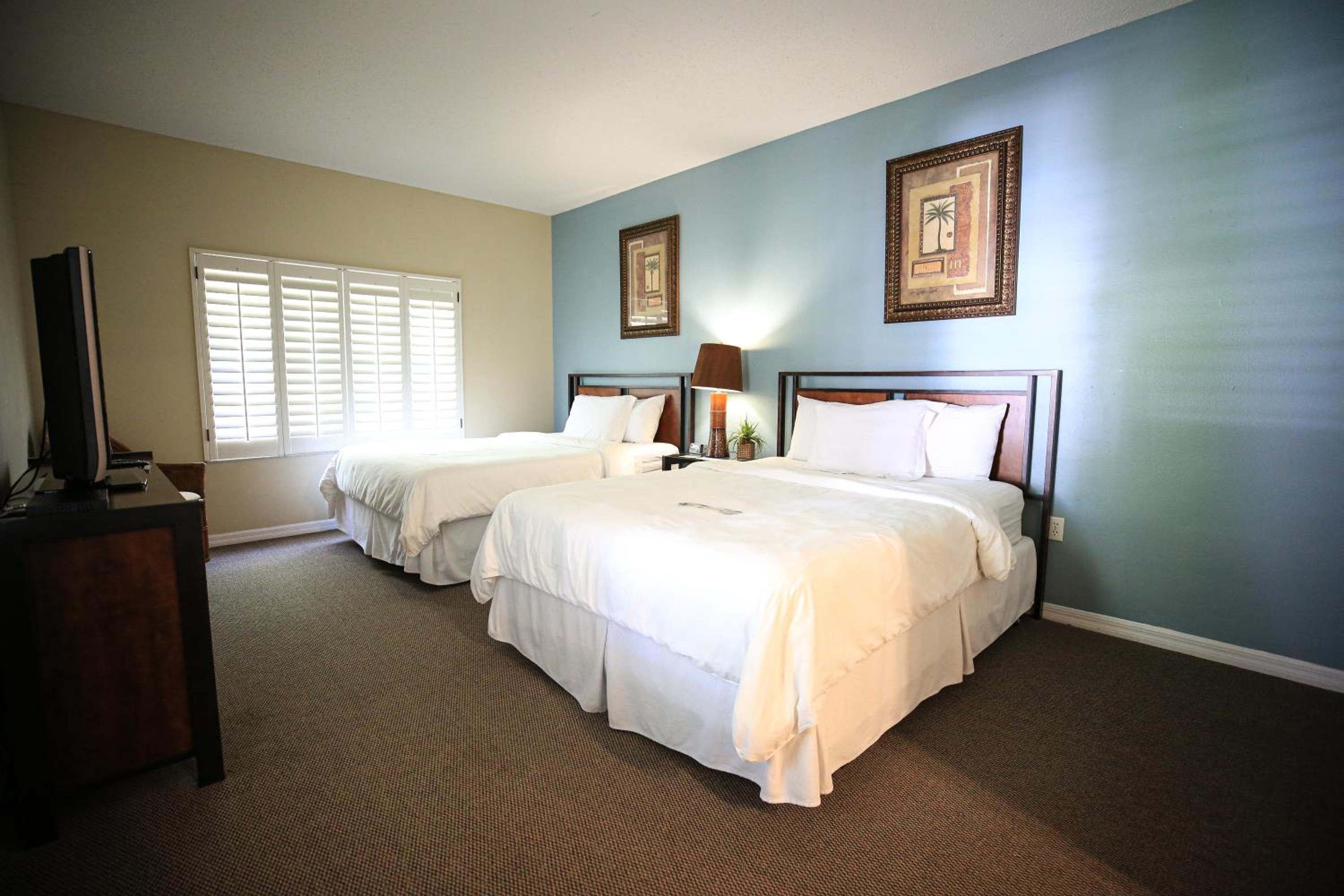 Two-Bedroom Suite Lodge - East Campus photo 1