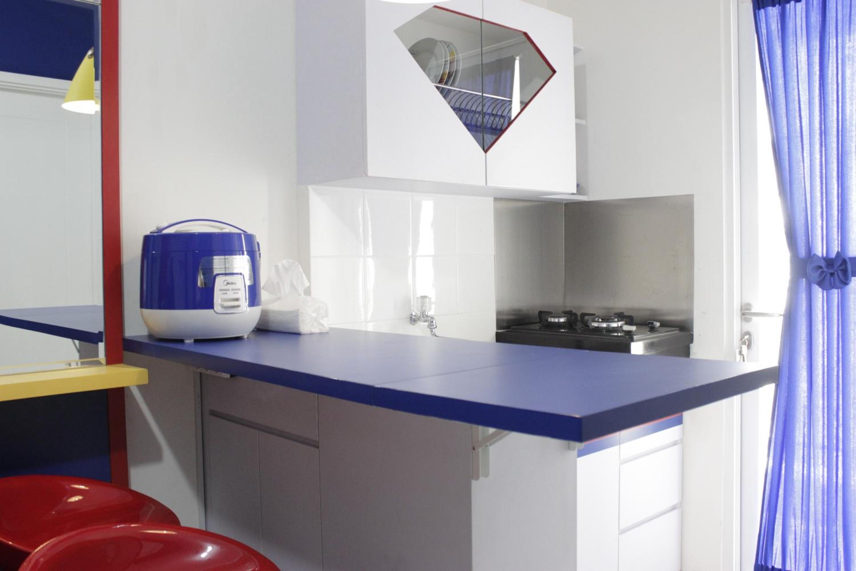Two-Bedroom Apartment - Photo 9