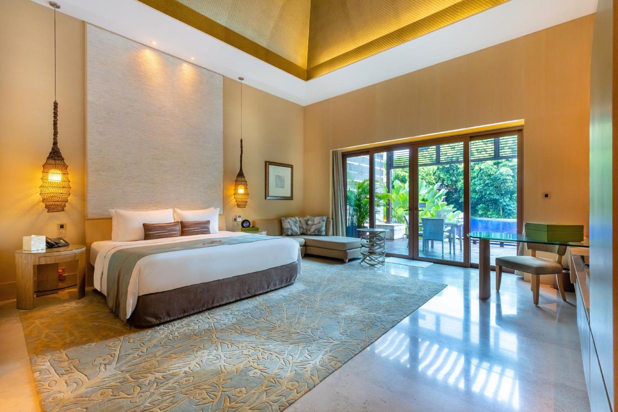 One-Bedroom Villa - Special Offer (22 Oct - 31 Dec 2024) Complimentary One-Day Tickets To Adventure Cove Waterpark thumbnail 6