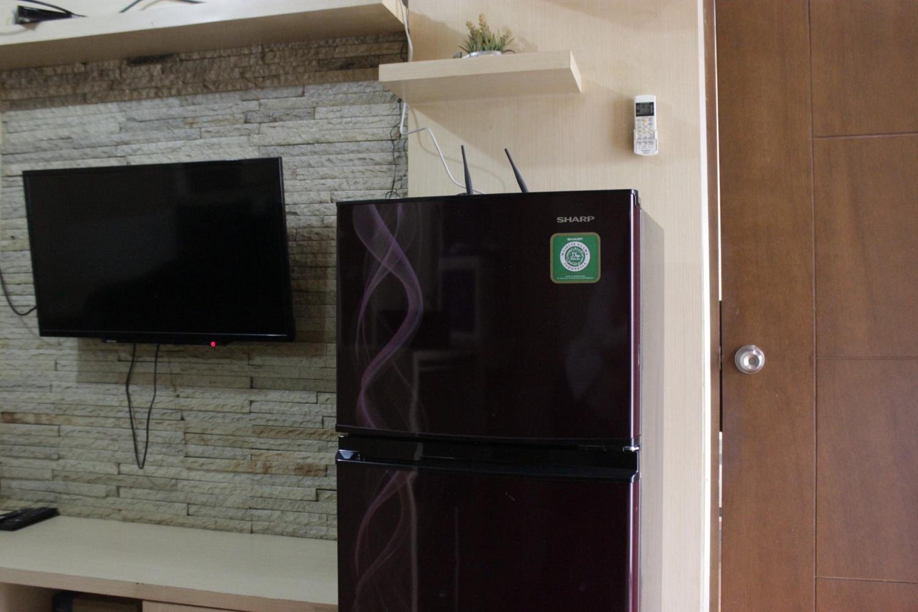 Two-Bedroom Apartment - Photo 17