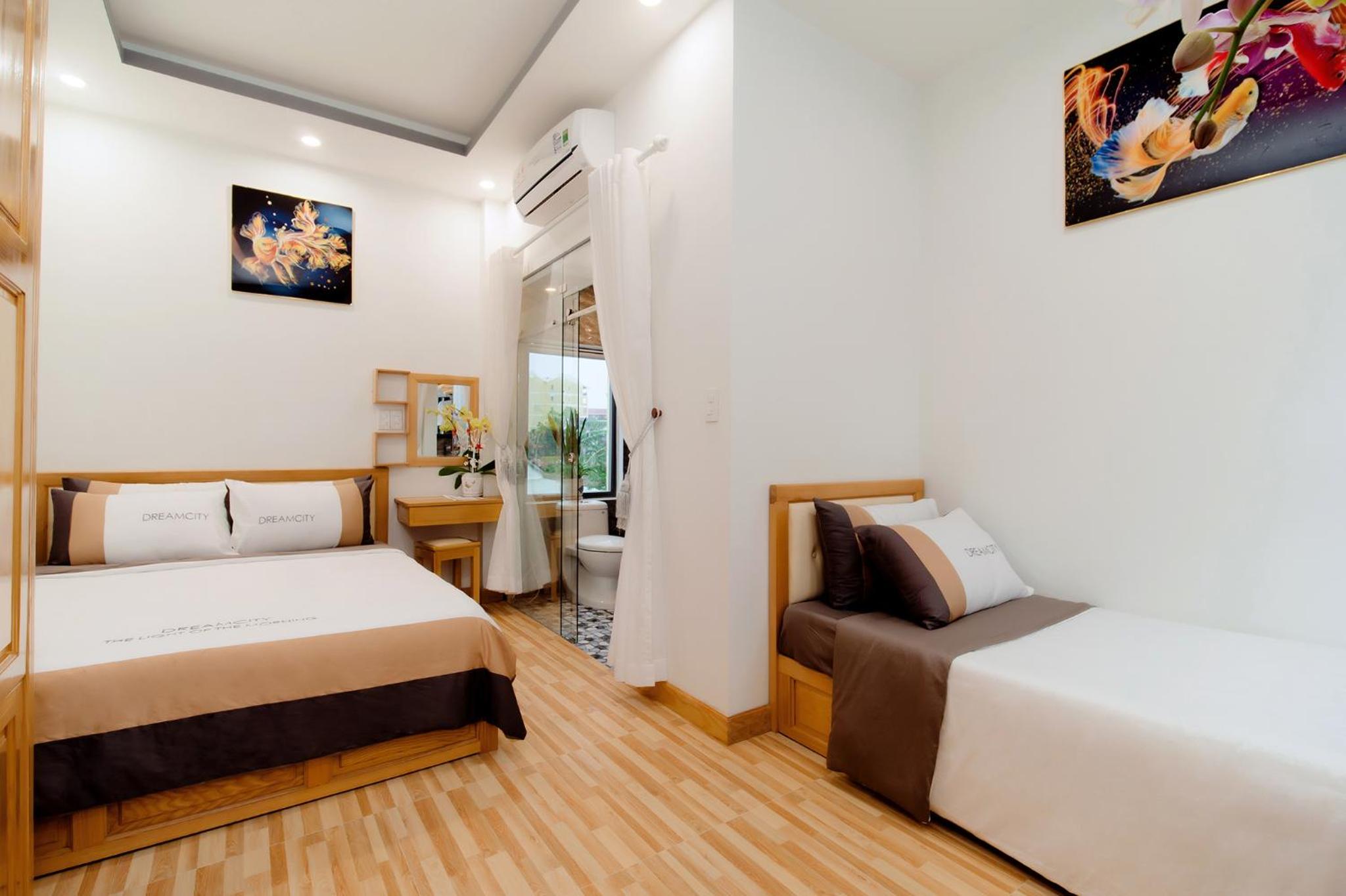 Deluxe Triple Room - Photo 1