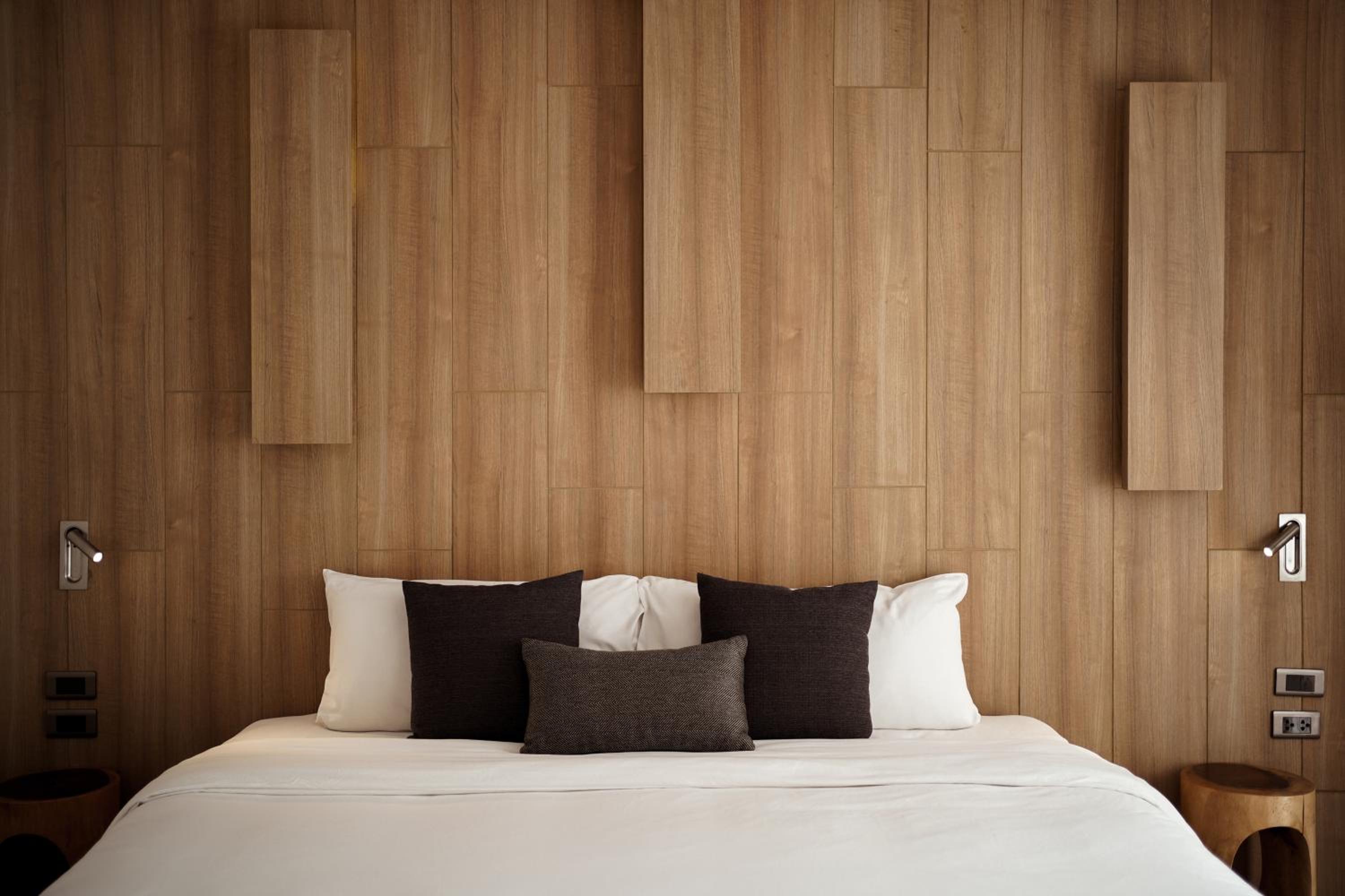 Premier Deluxe Room