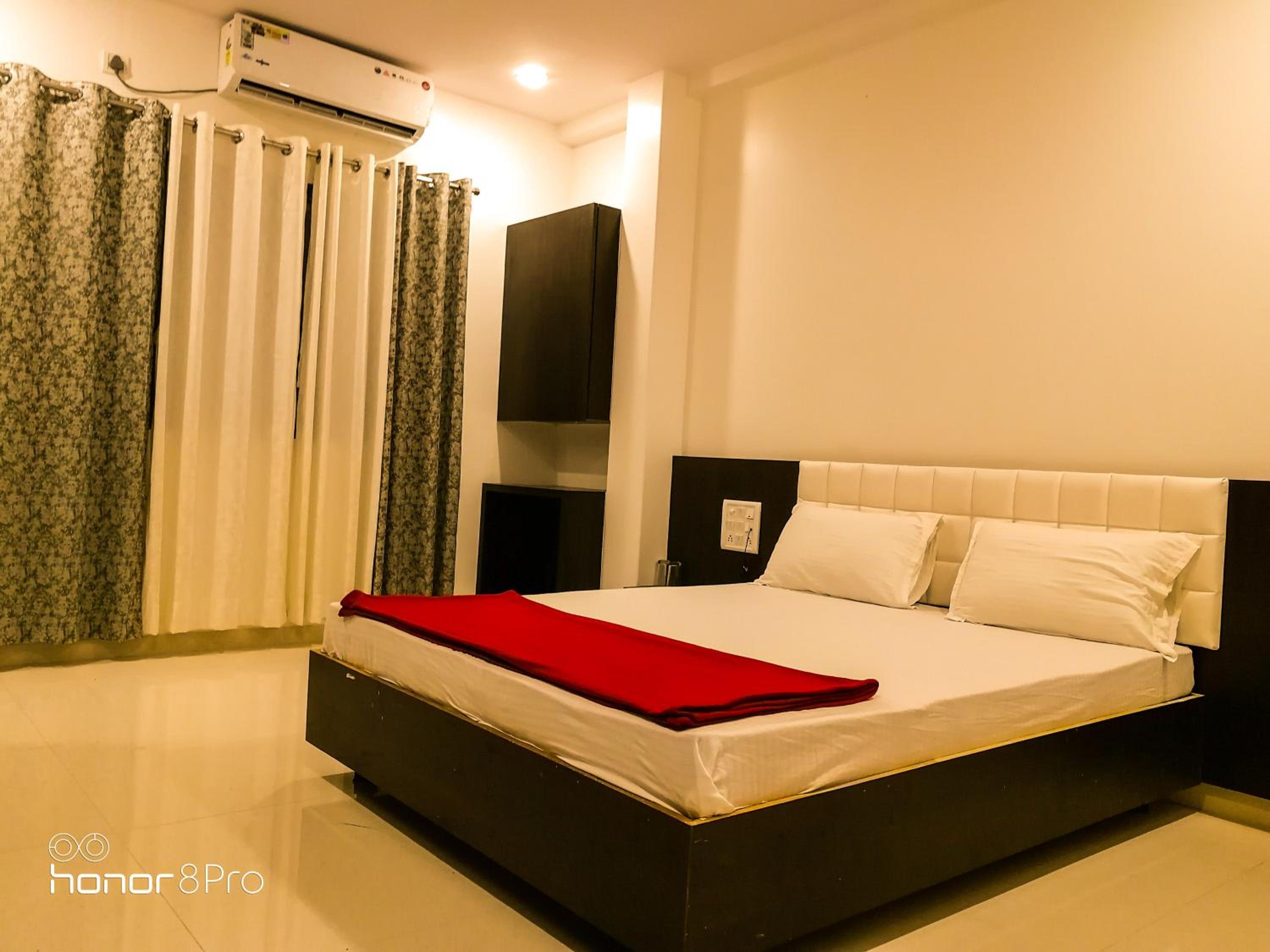 Super Deluxe Double Room - Photo 20