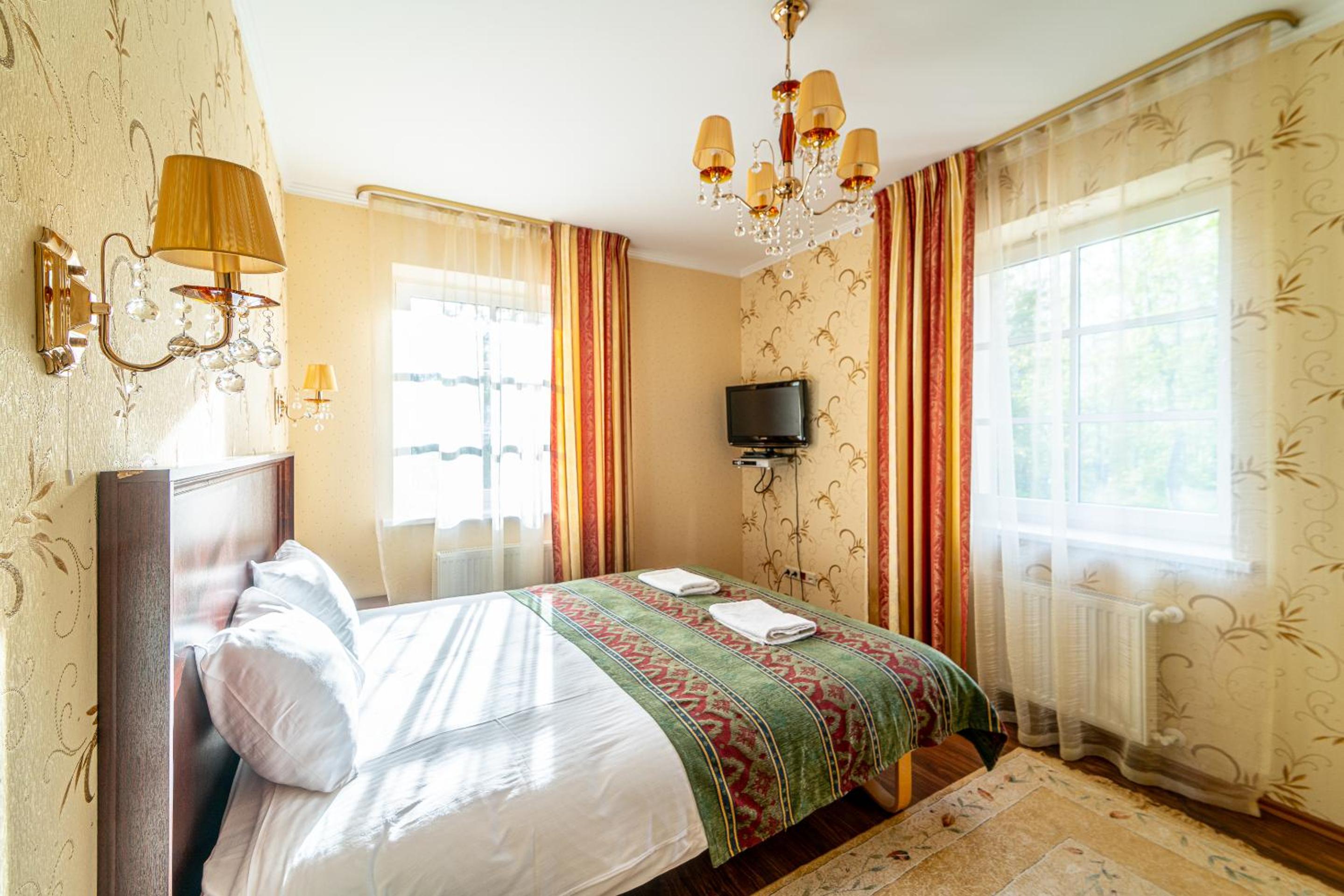 Double Room with Private Bathroom