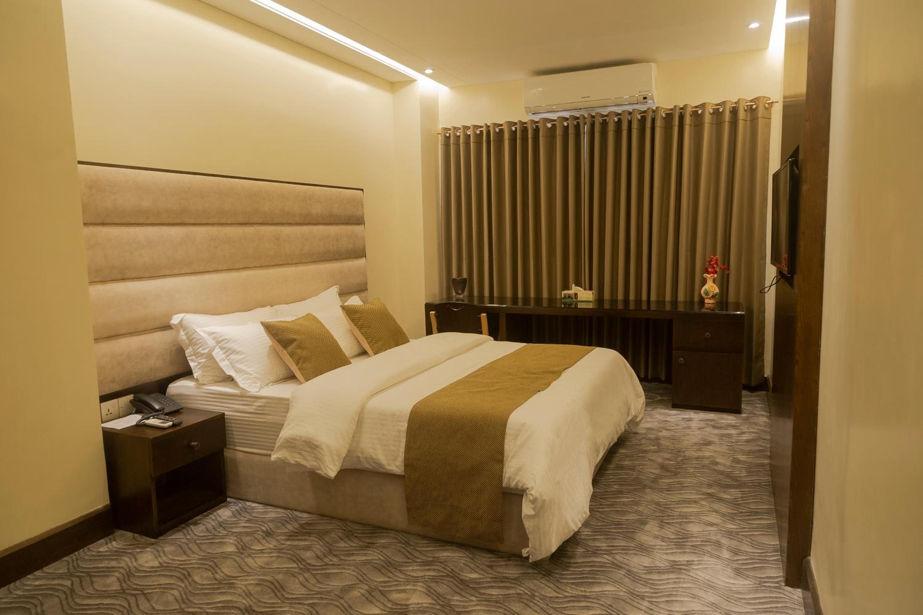 Presidential Suite photo 1