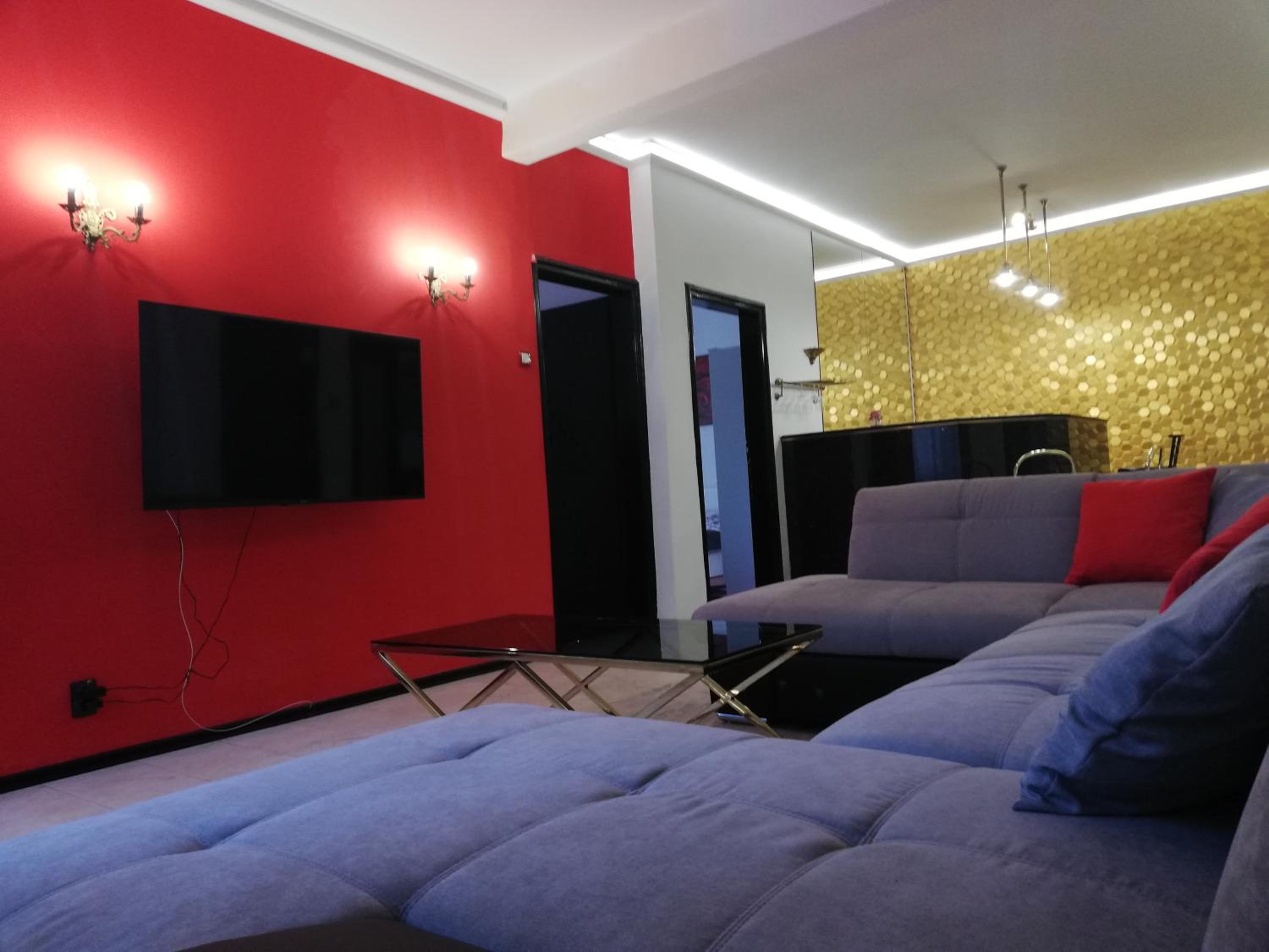 Two-Bedroom Apartment - Photo 28