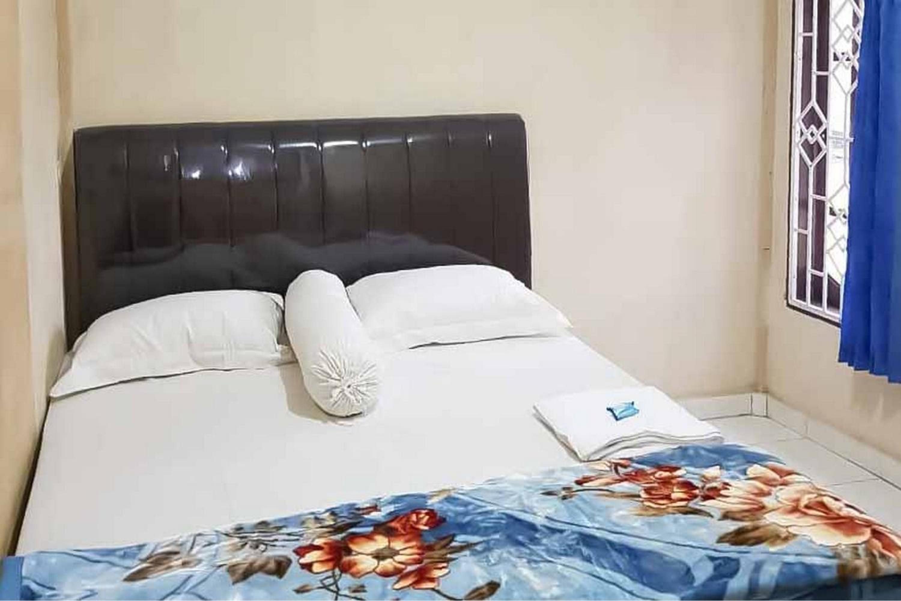 Standard Double Room - Photo 1