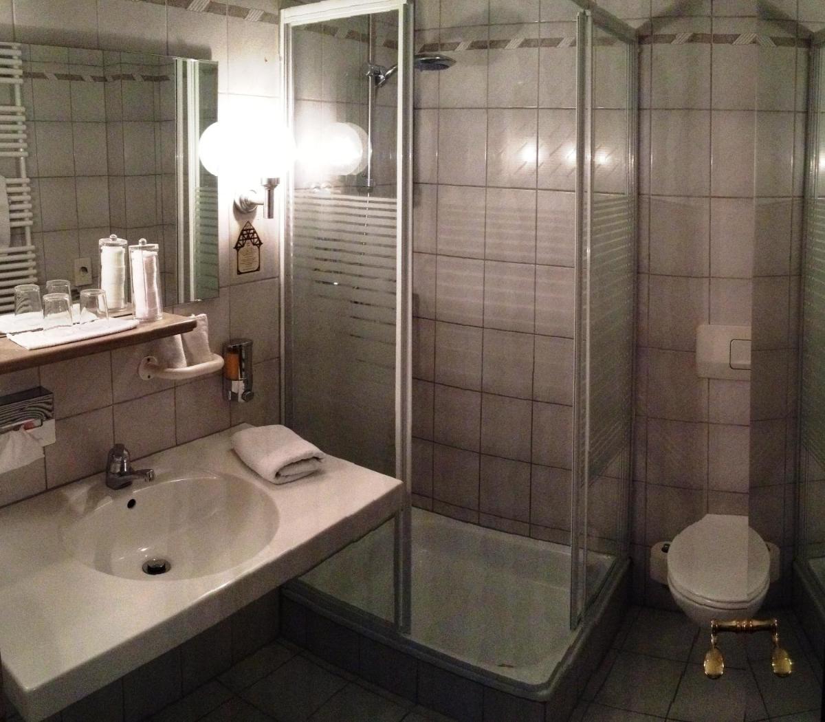 Single Room photo 3