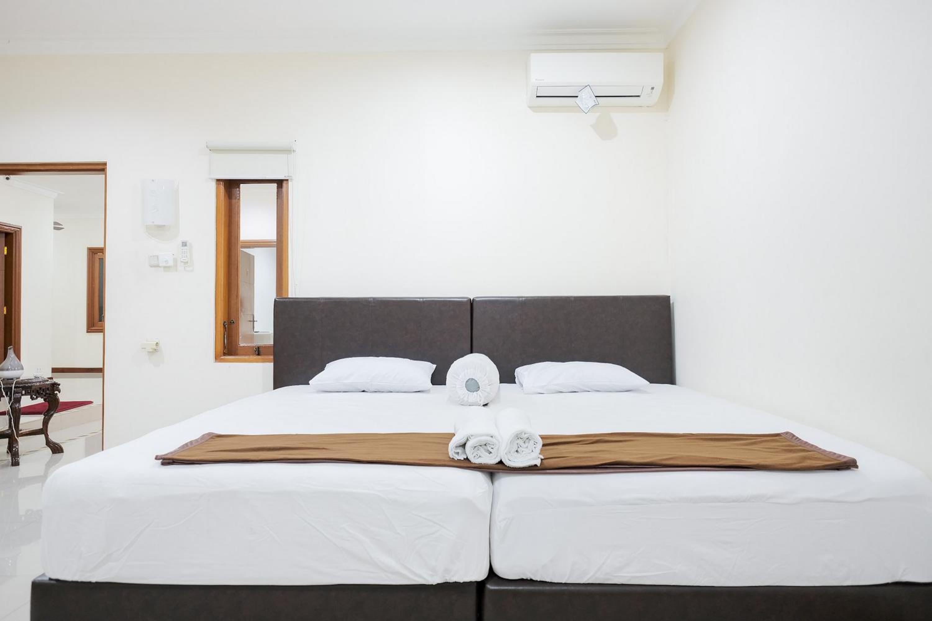 Standard Double Room - Photo 2