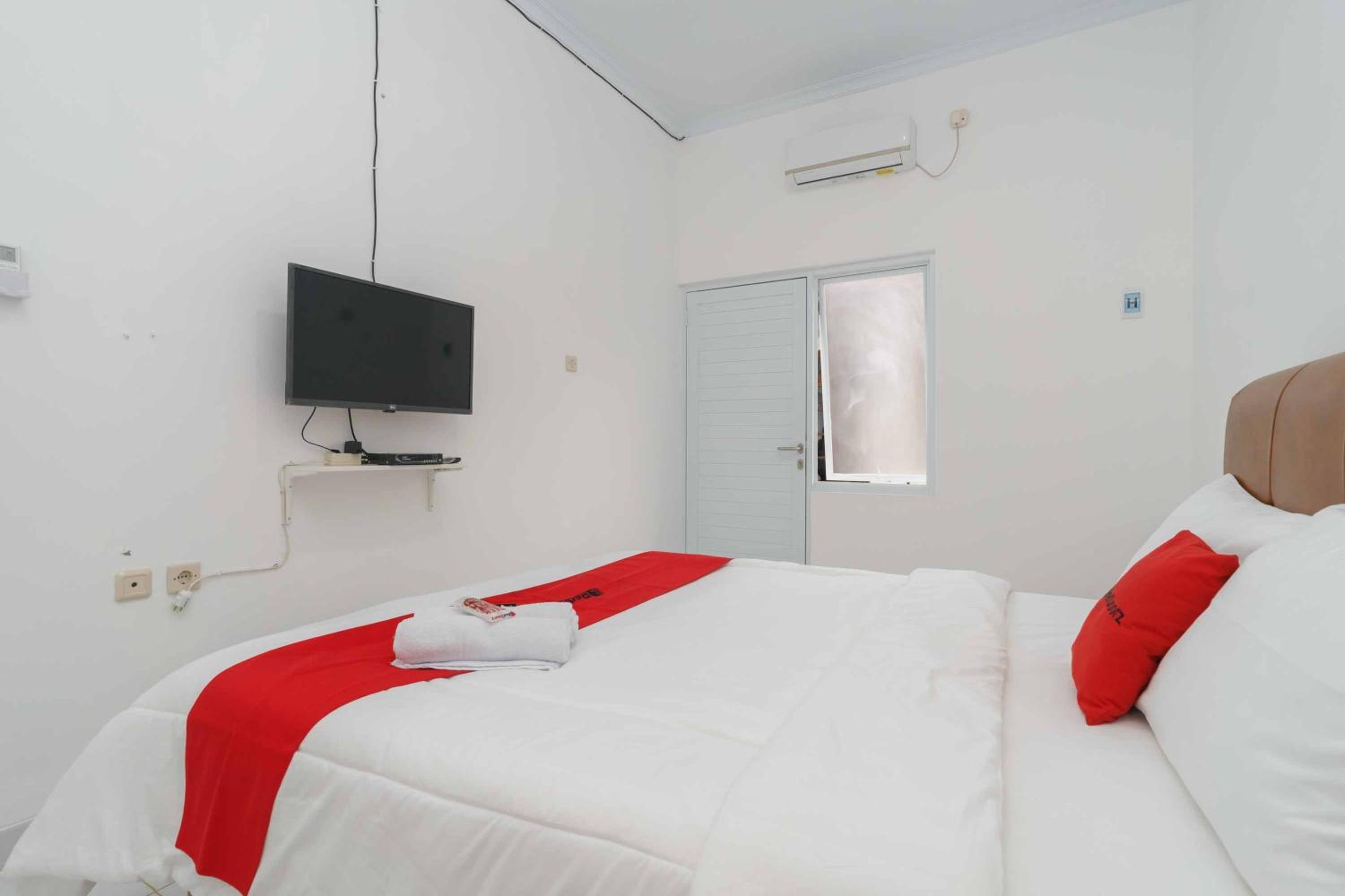 Double Room - Photo 3