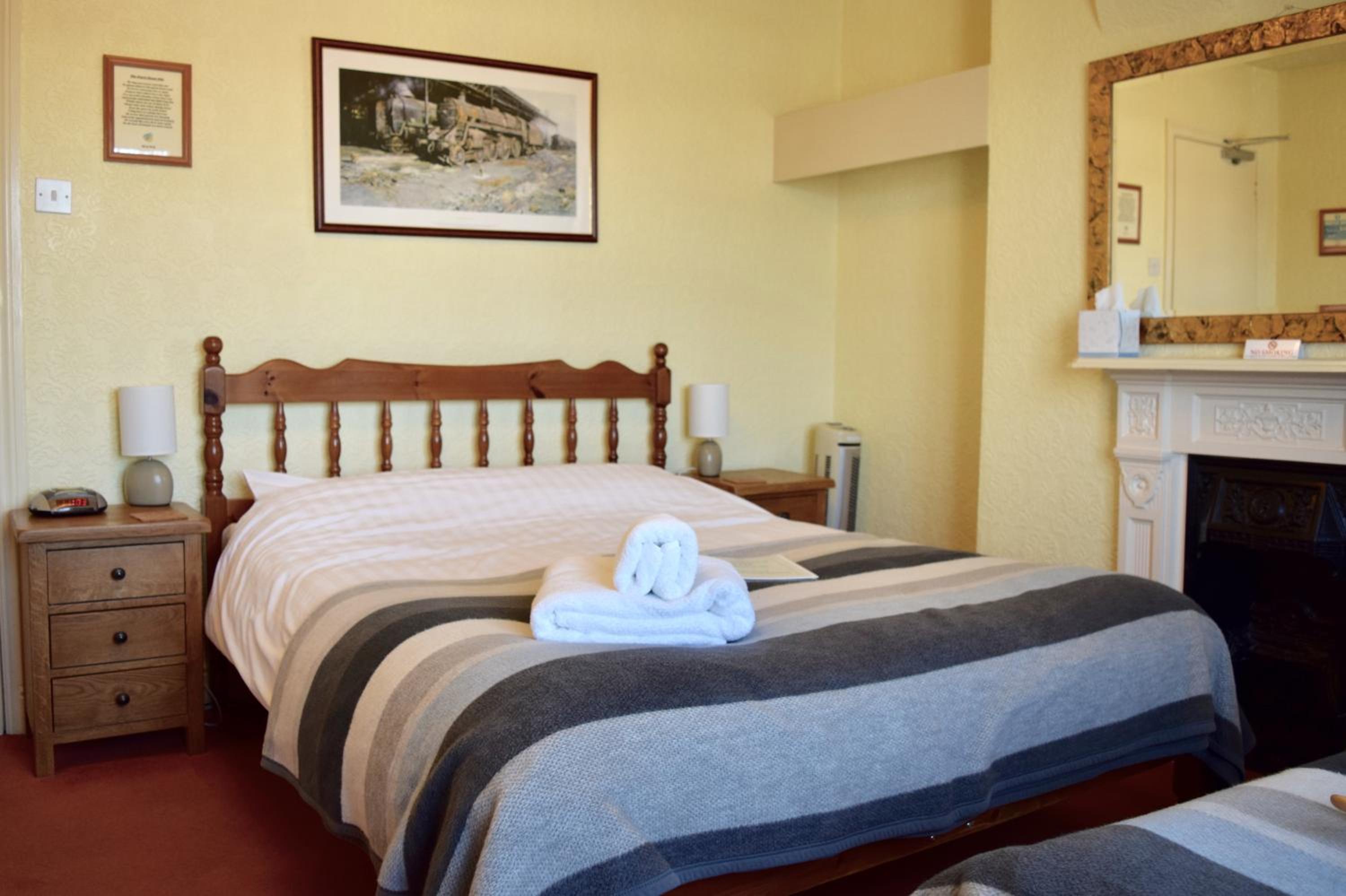 Double or Twin Room photo 2