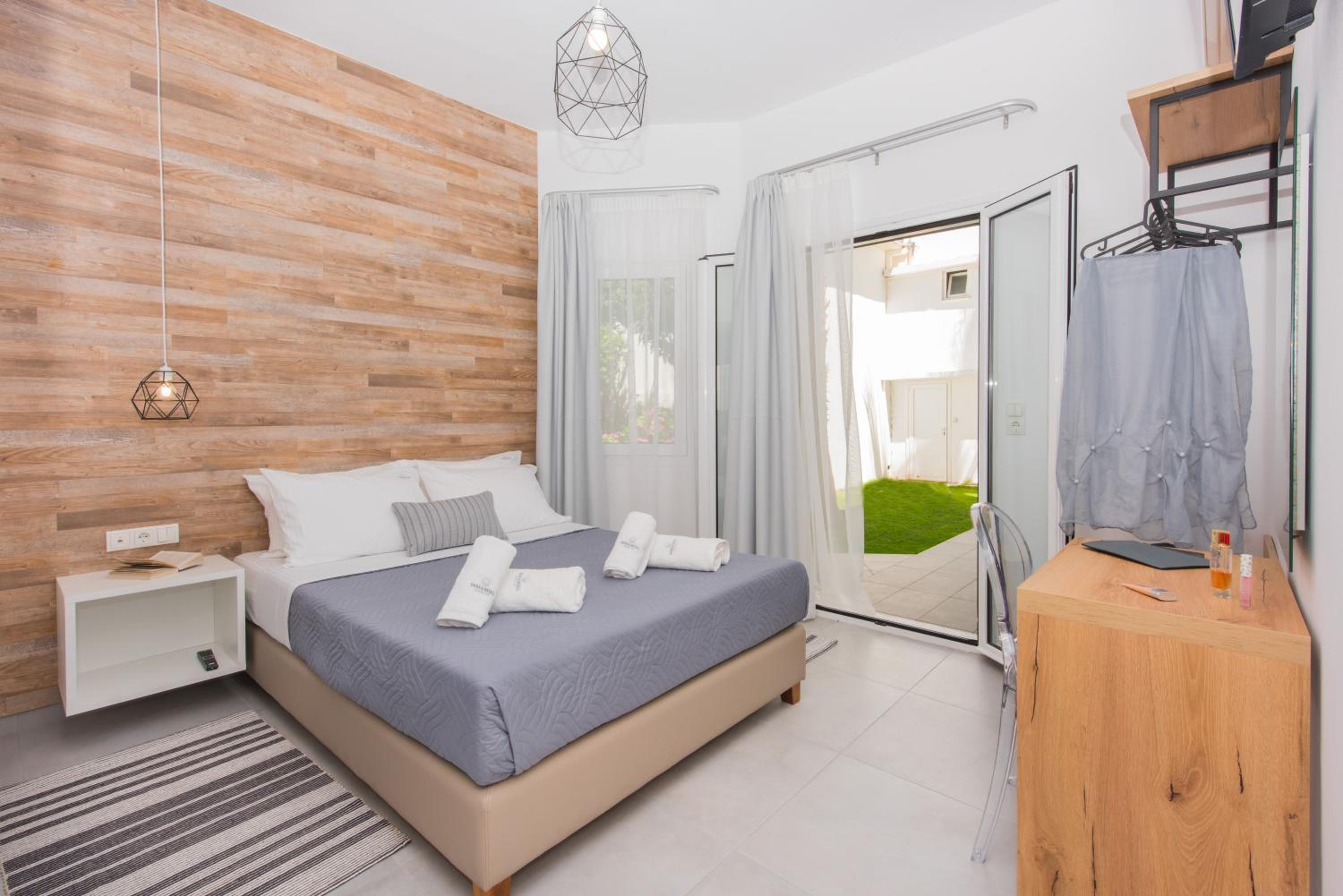 Superior Twin / Double Studio with Garden View - Photo 1