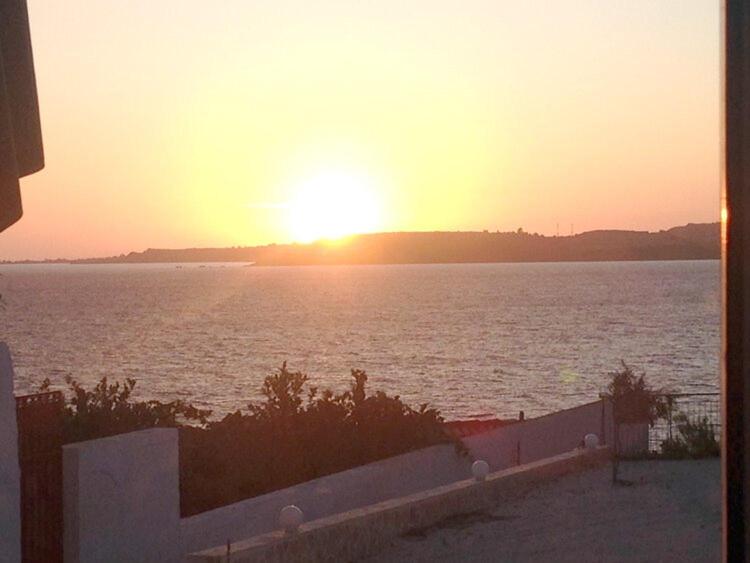 Deluxe Studio with Sea View - Photo 4