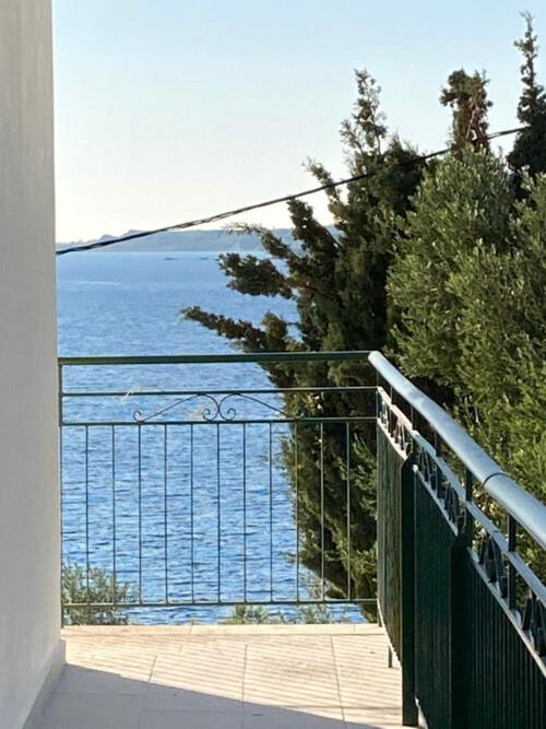 Elegant Sea View Studio photo 2
