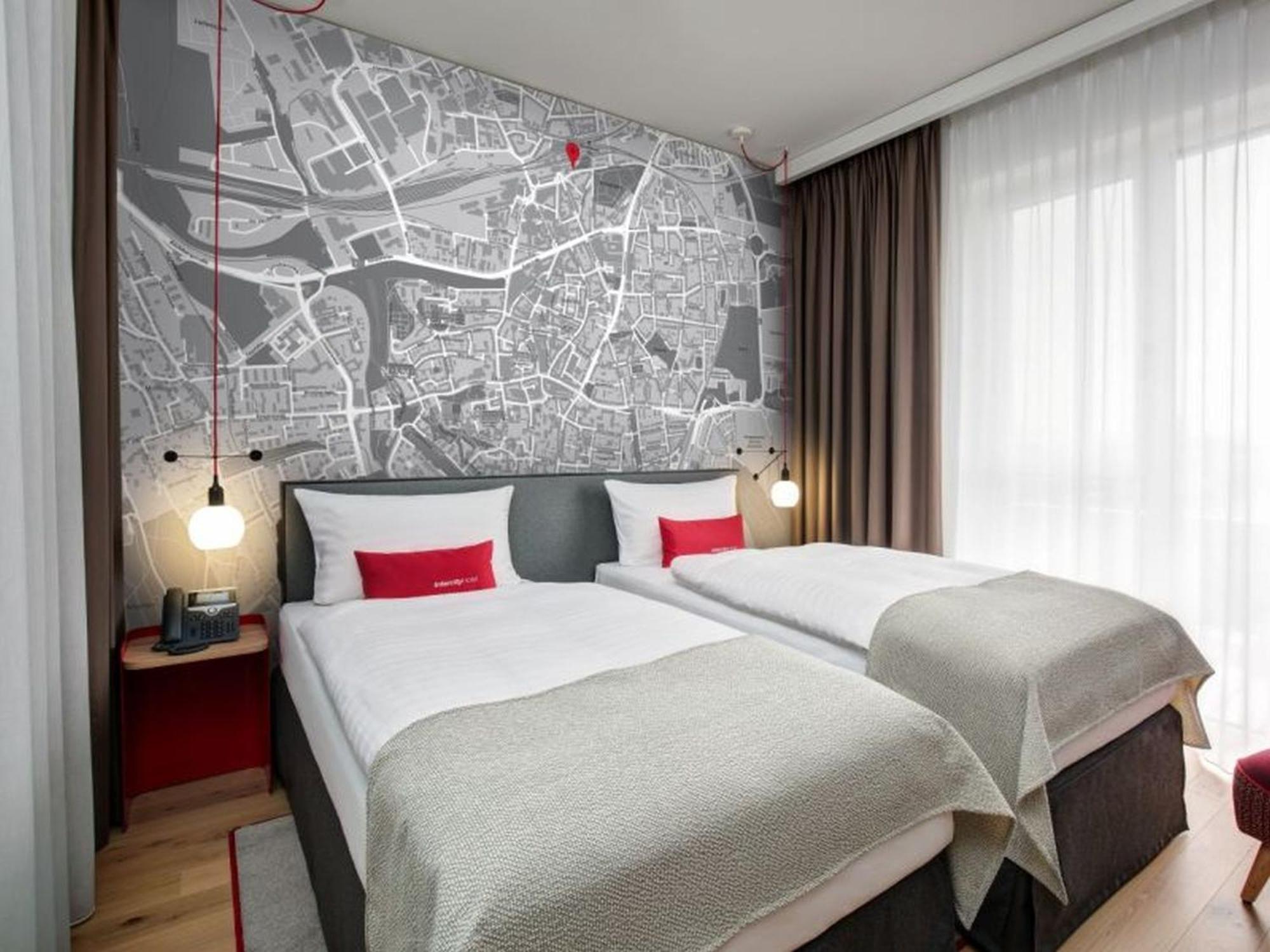 Business Twin Room - Photo 2