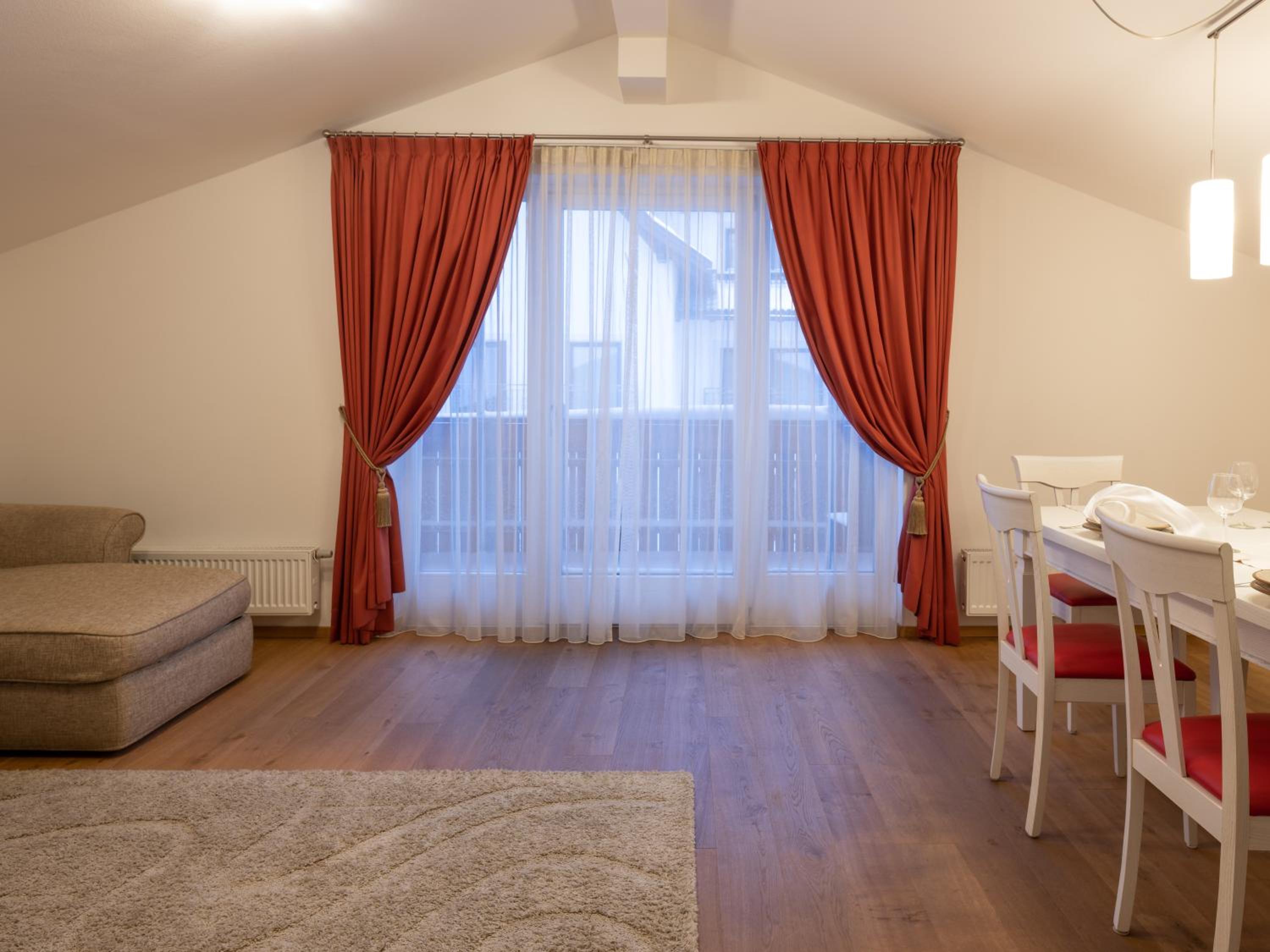 Large Two-Bedroom Apartment photo 1