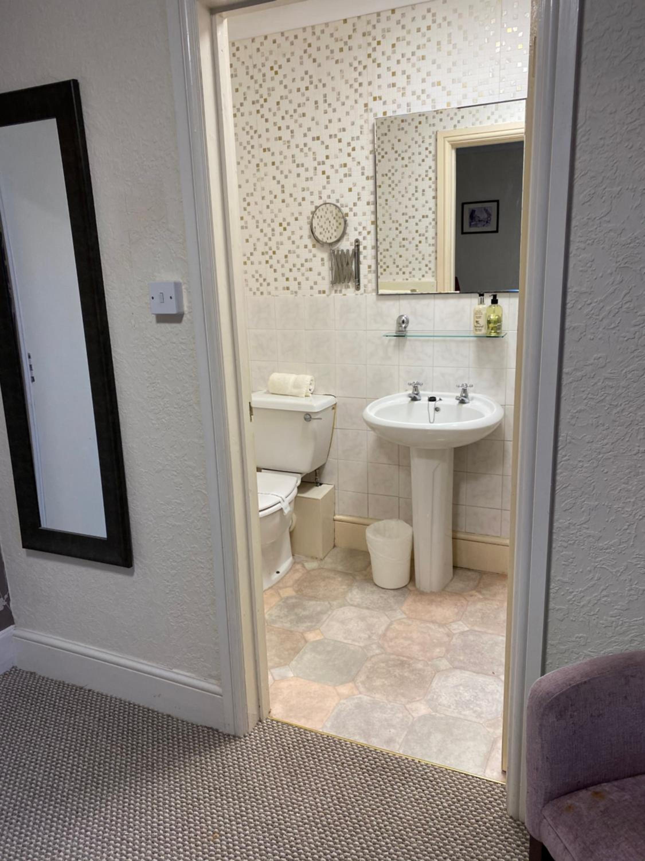 Superior King Room photo 2