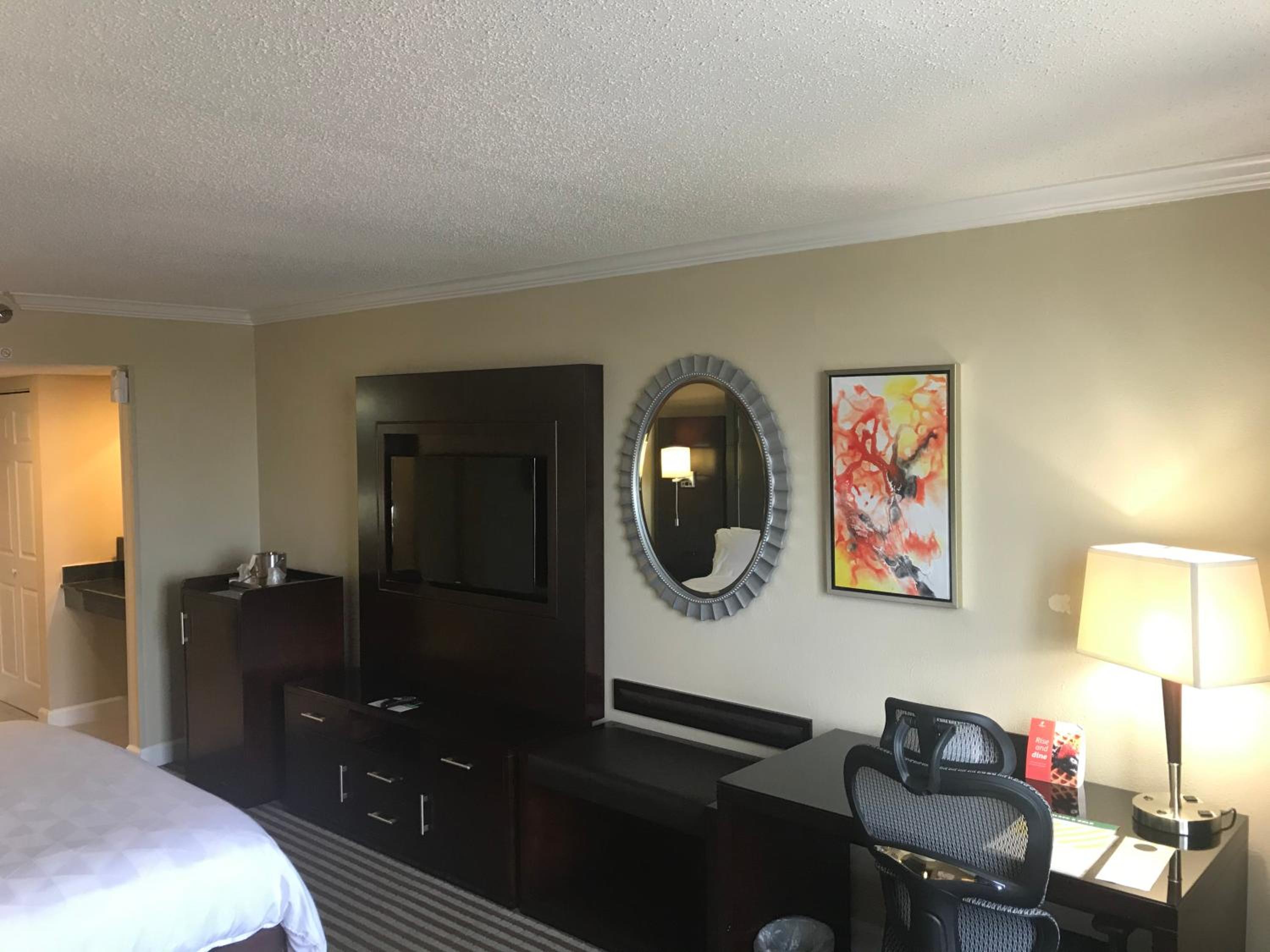 King Room - Mobility Access/Hearing Accessible