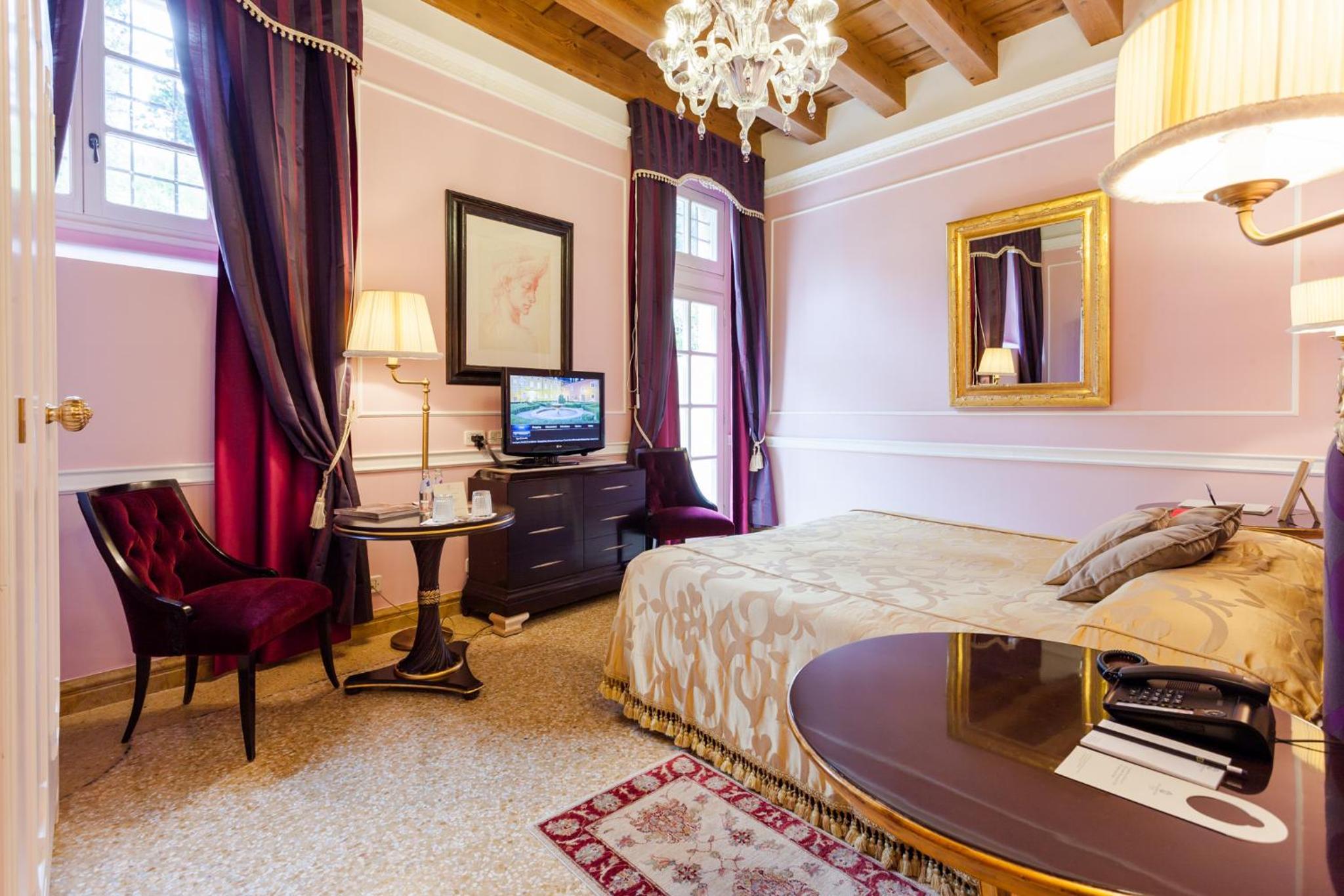 Double Room with Terrace - Photo 1