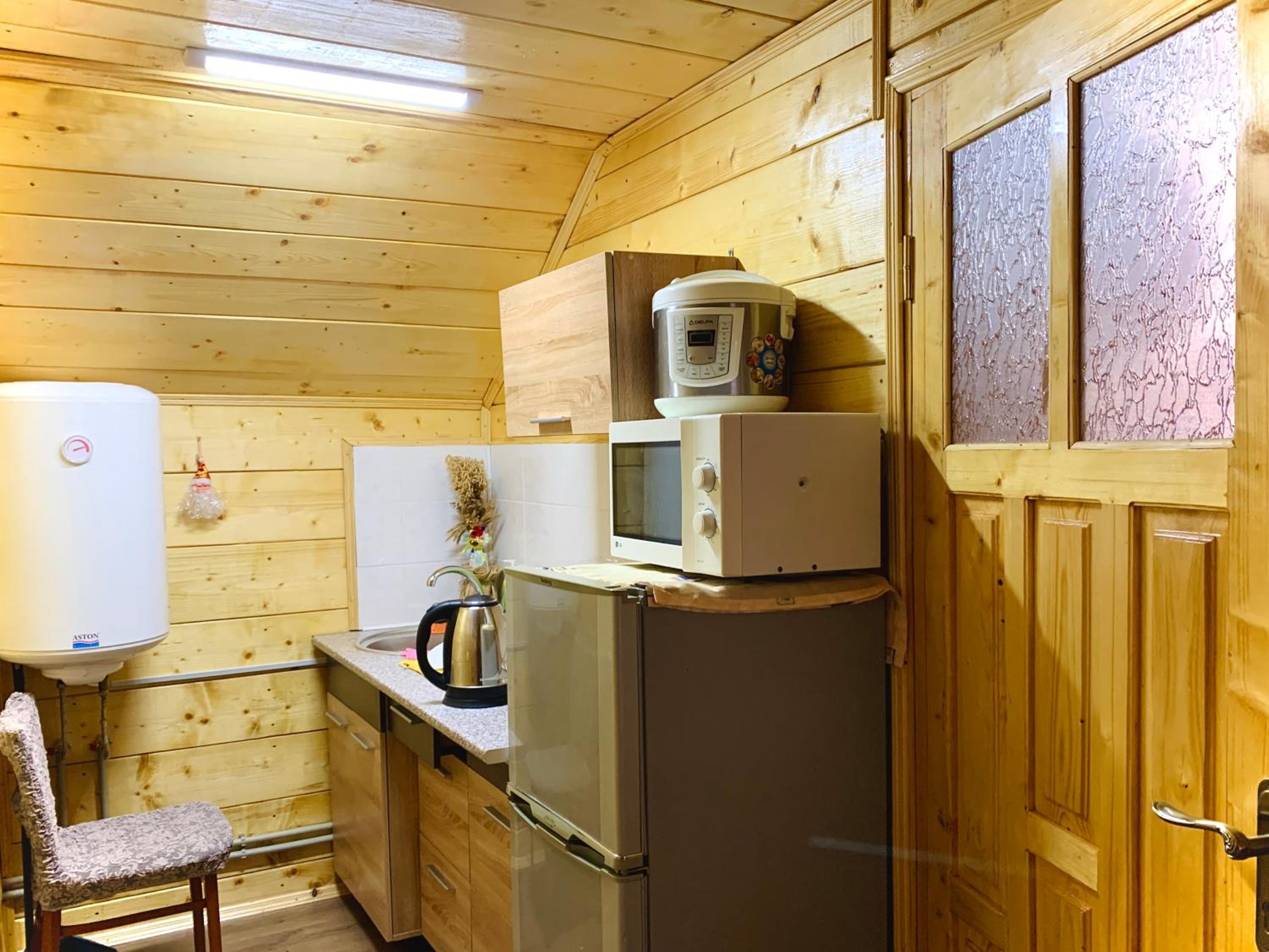 Apartment photo 2