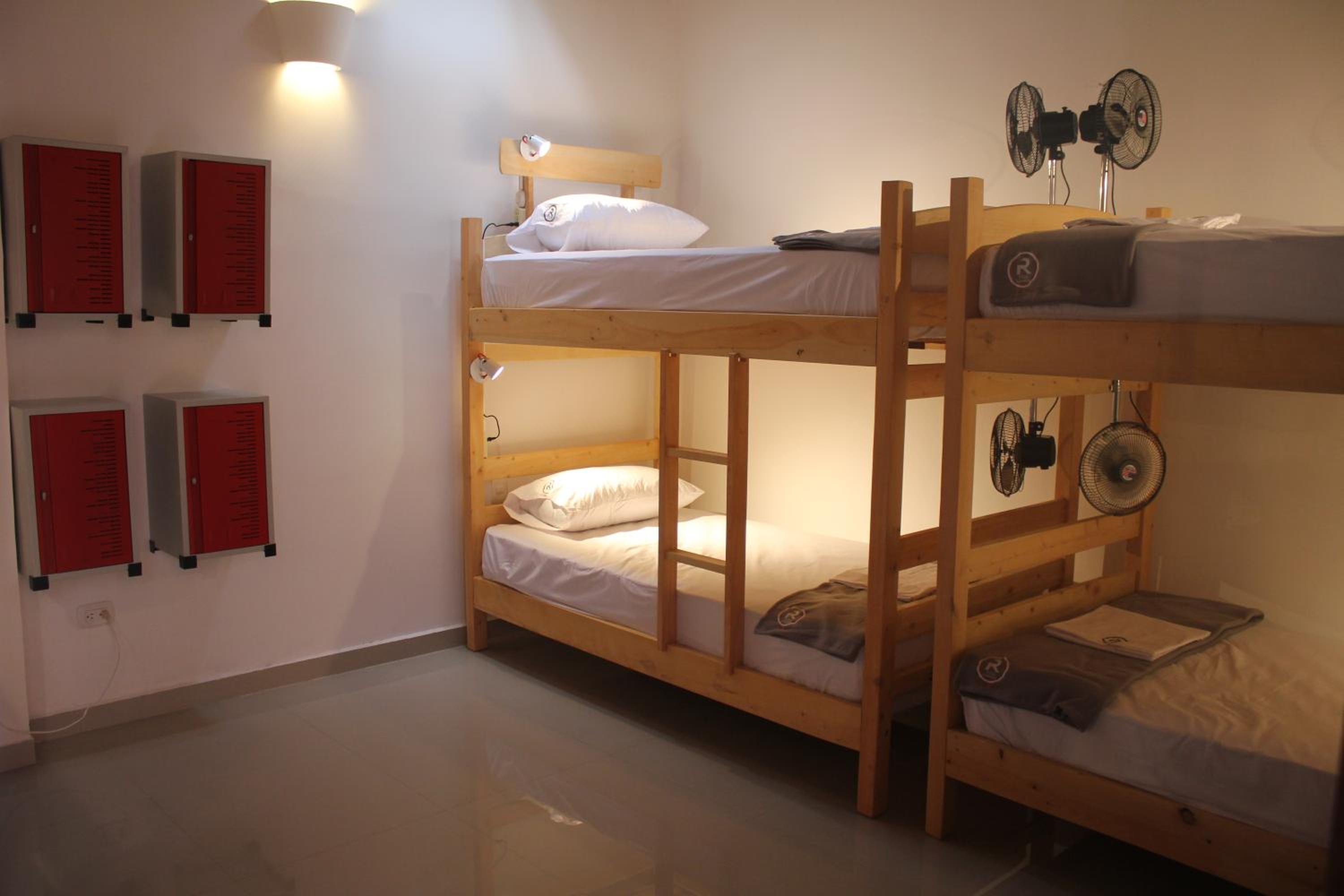 Bed in 8-Bed Dormitory Room photo 1