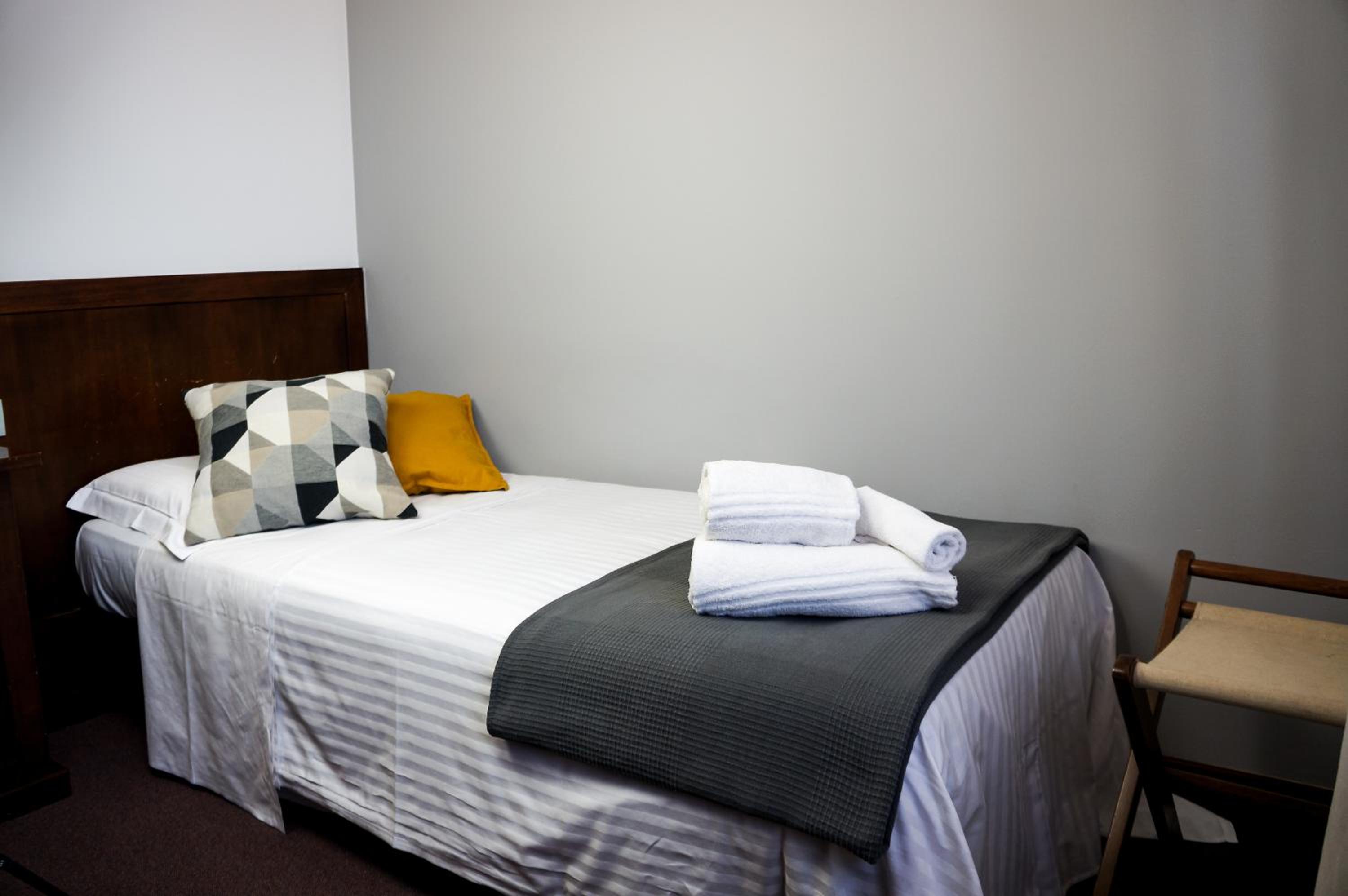Single Room photo 2