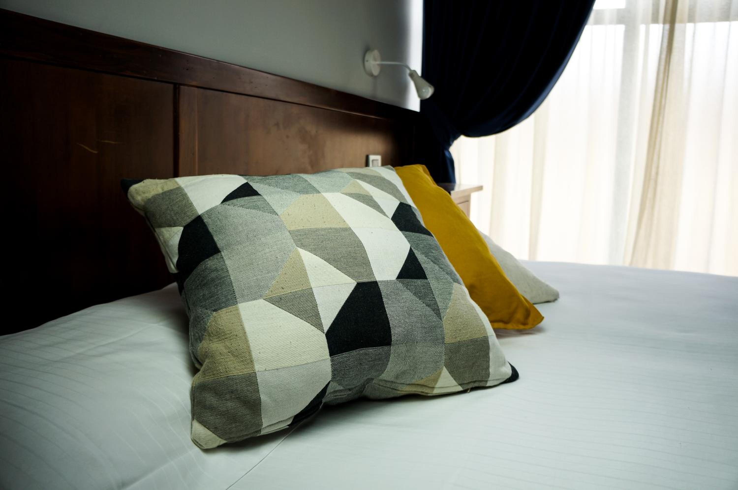 Double or Twin Room - Photo 3