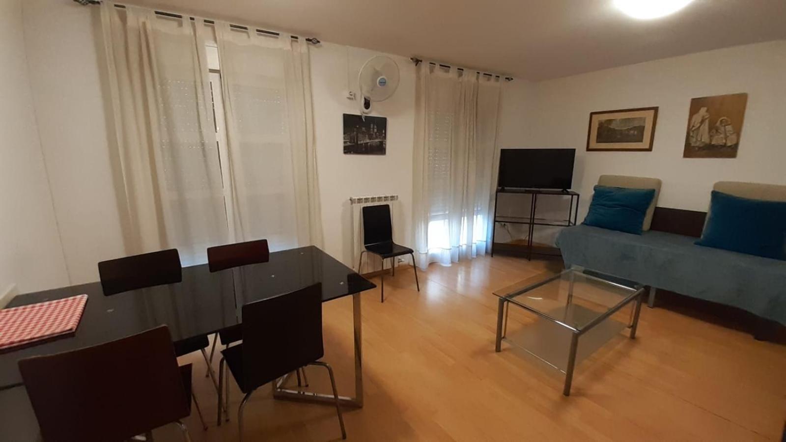 Apartamento de Dos Dormitorios (2 Adultos)