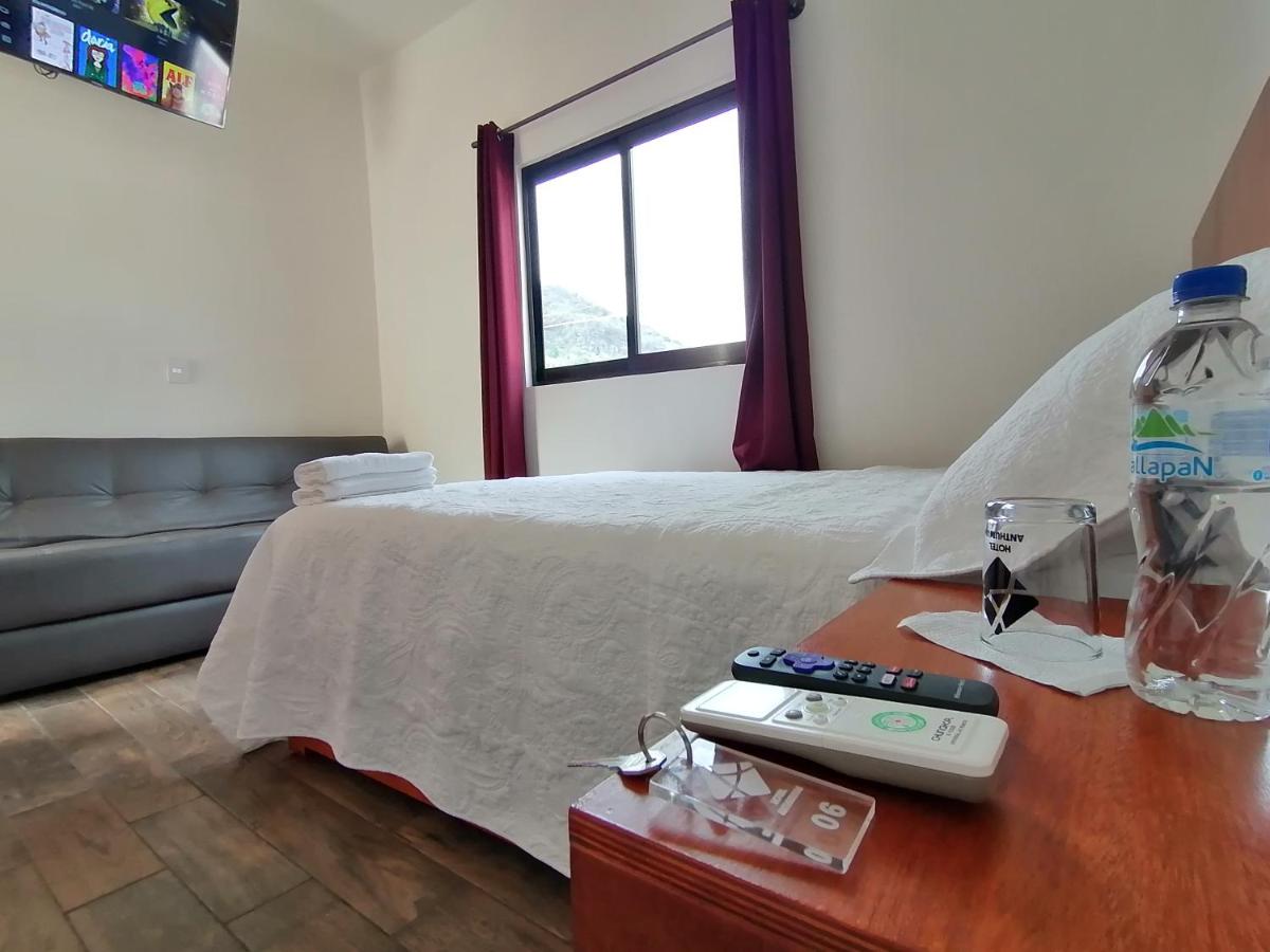 Basic Triple Room photo 1