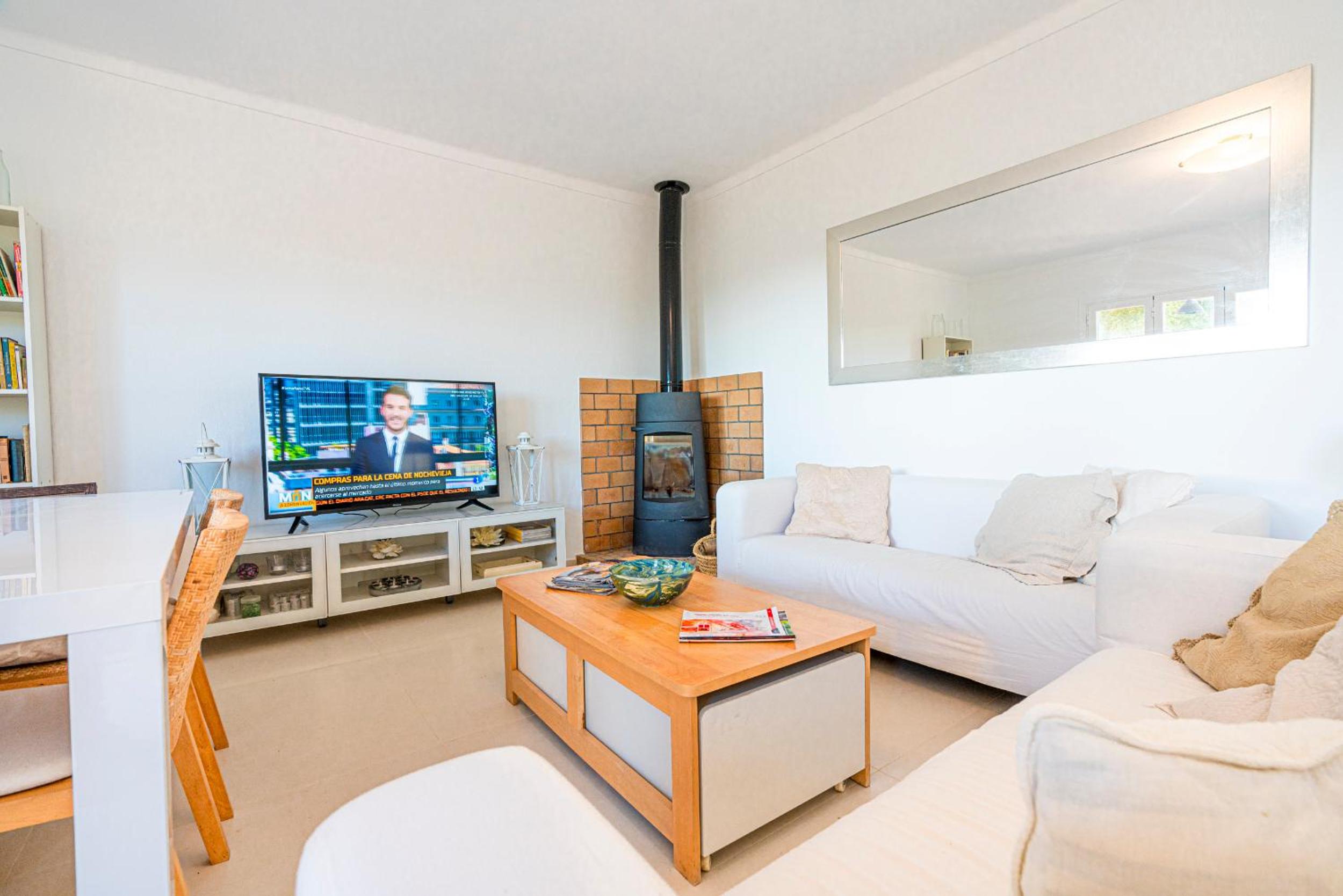 Two-Bedroom House photo 2