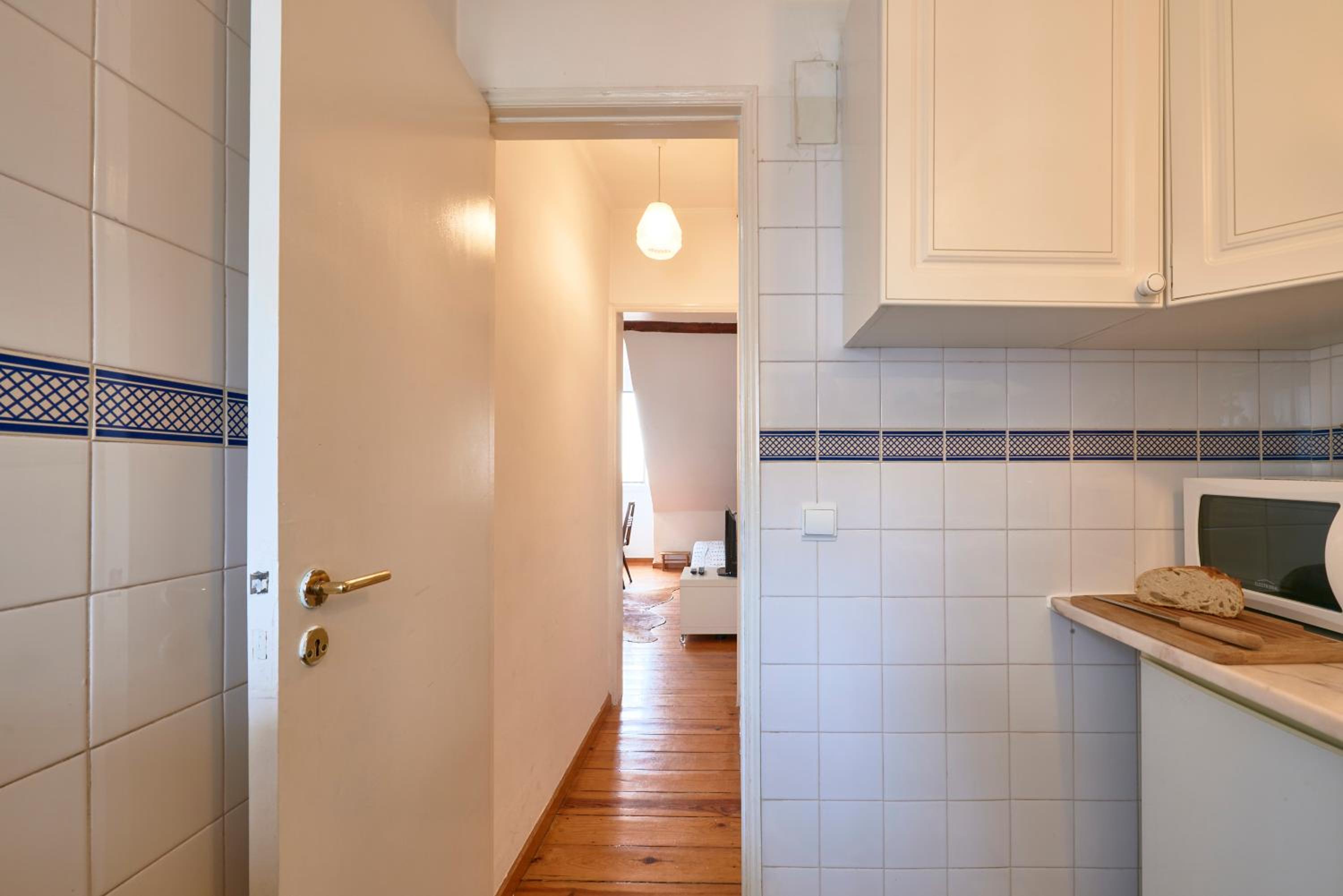 One-Bedroom Apartment - Photo 14