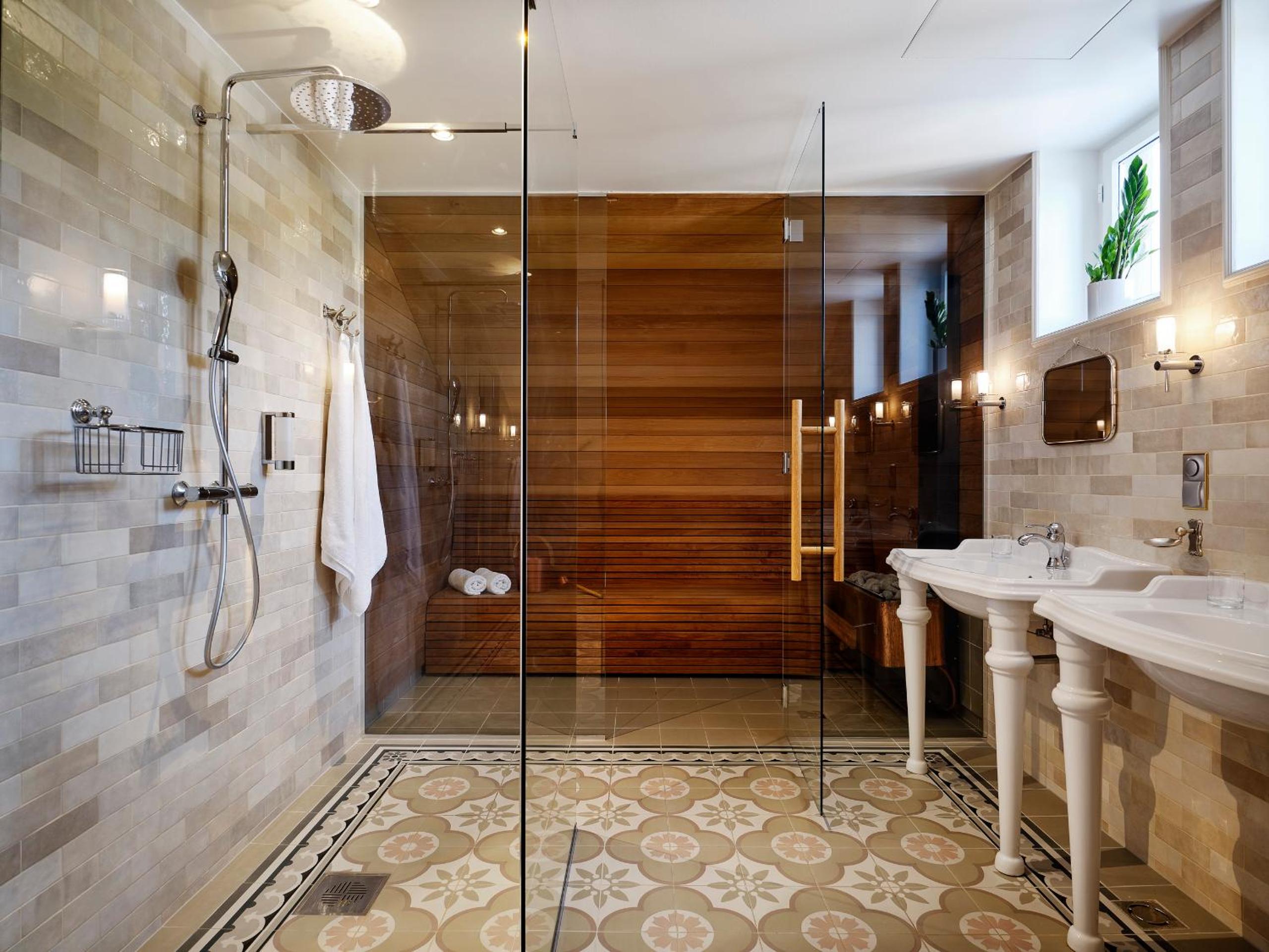 Sky Parlor Junior Suite with Sauna - Photo 5