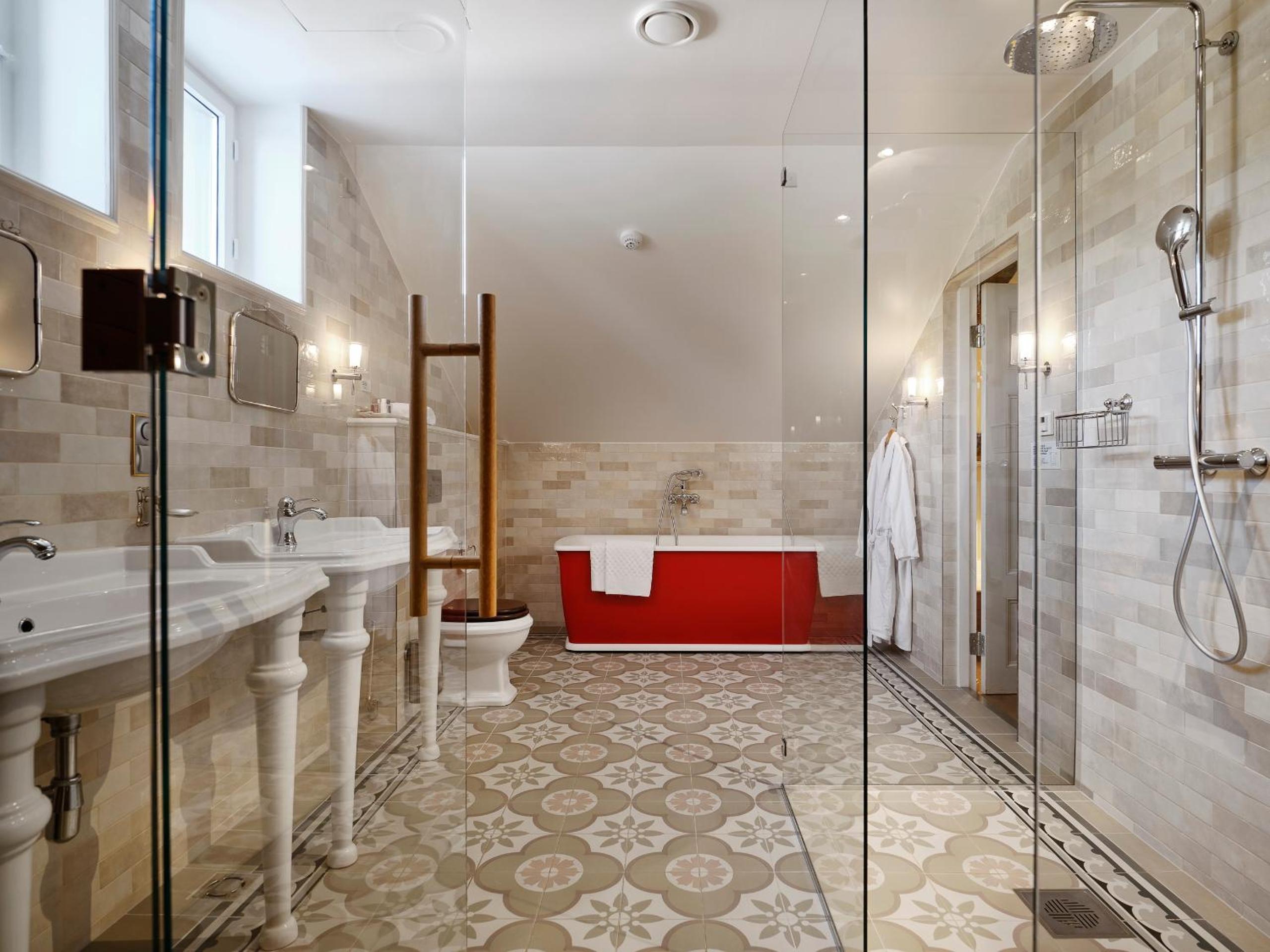 Sky Parlor Junior Suite with Sauna - Photo 4