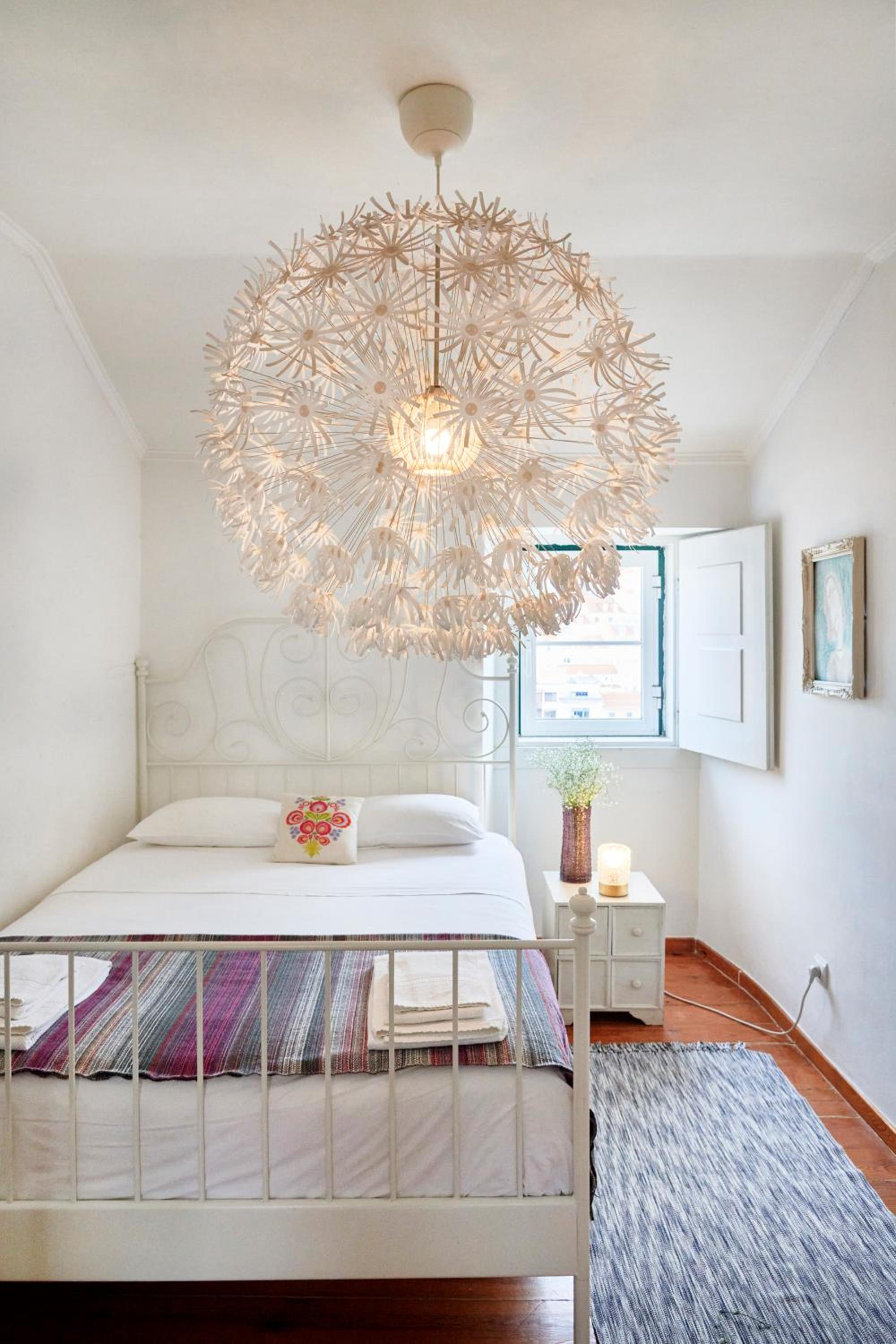One-Bedroom Apartment - Photo 32