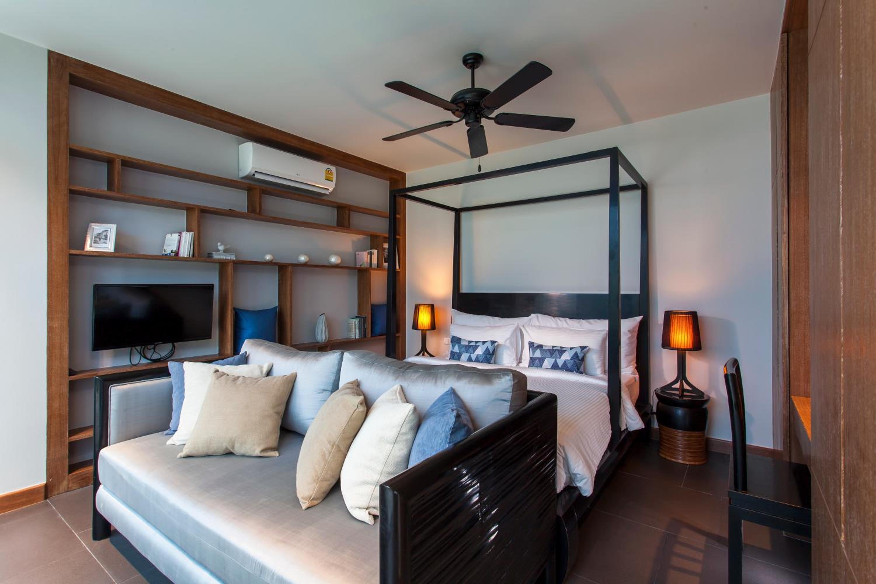 Two-Bedroom Elegant Style with Private Pool photo 2