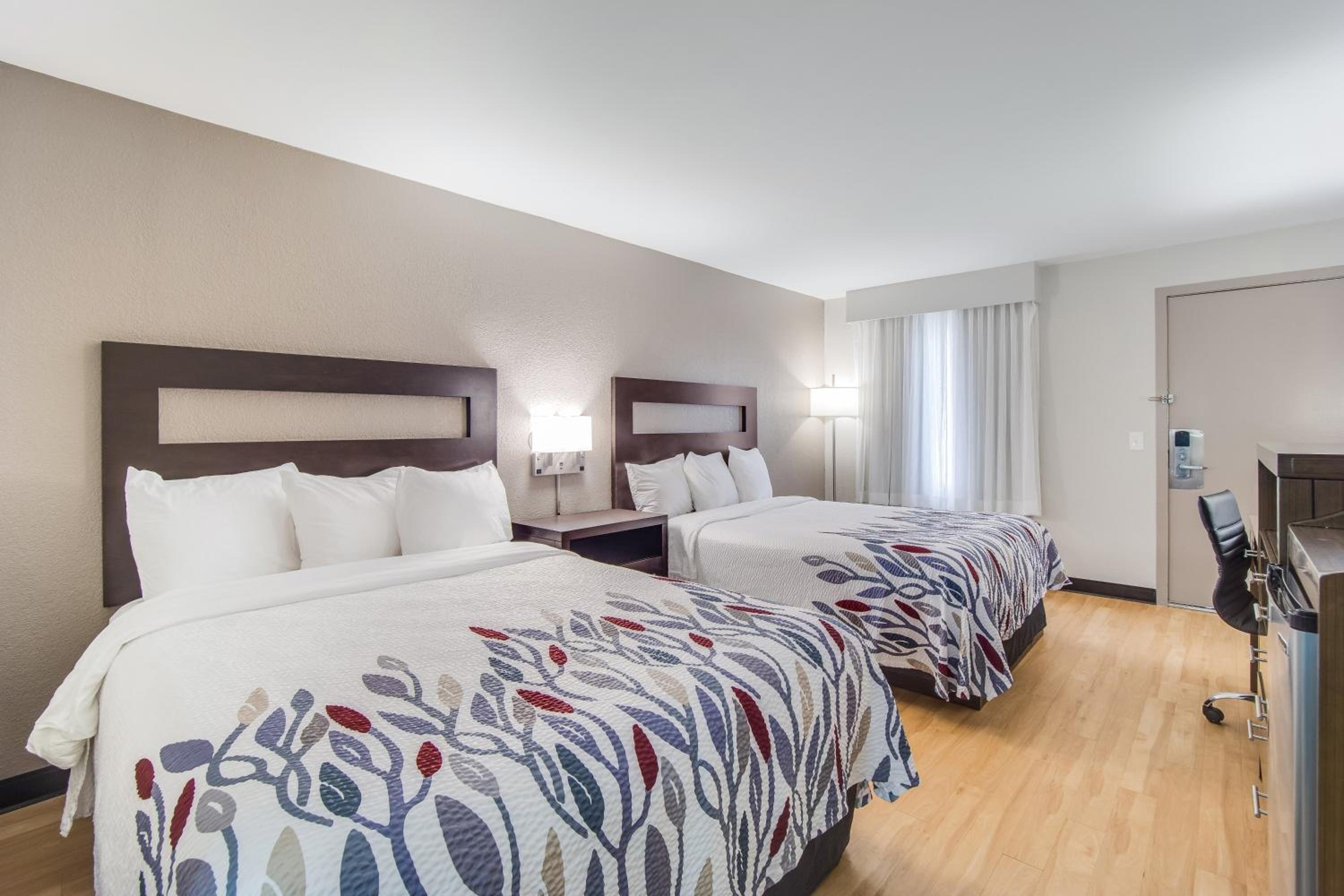 Deluxe Queen Room with Two Queen Beds