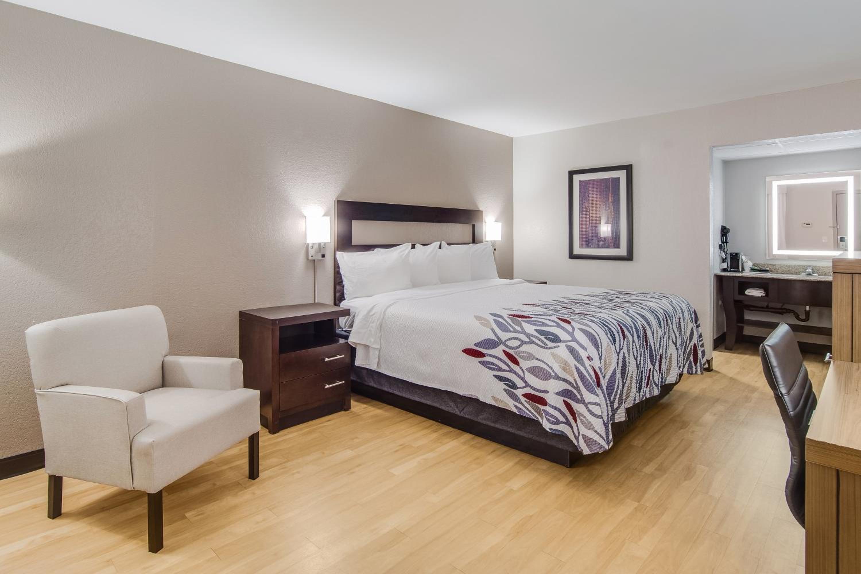 Superior King Room with One King Bed
